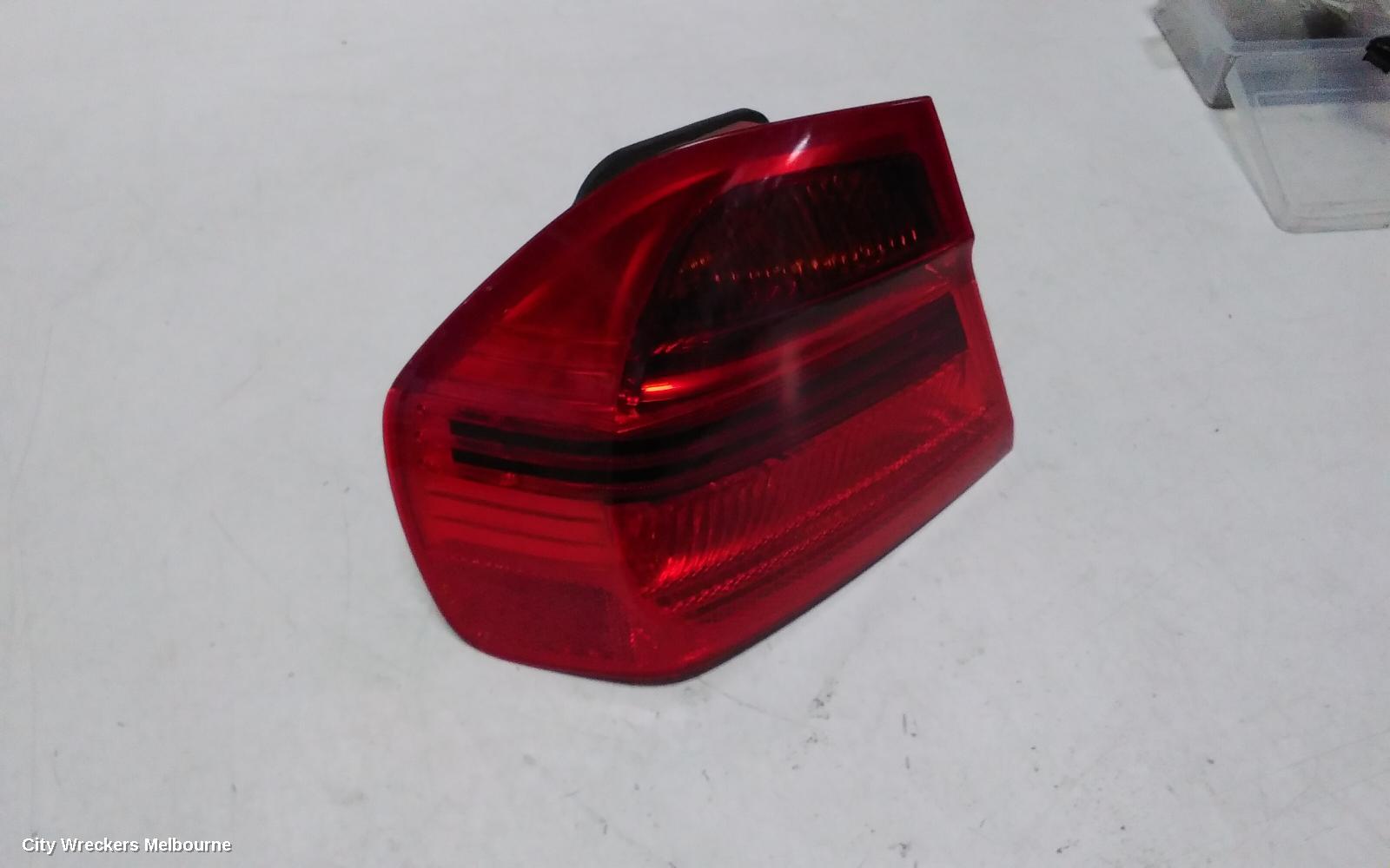 BMW 3 SERIES LEFT TAILLIGHT, E90, SEDAN, NON LED TYPE, 03/2005 - 10/2008