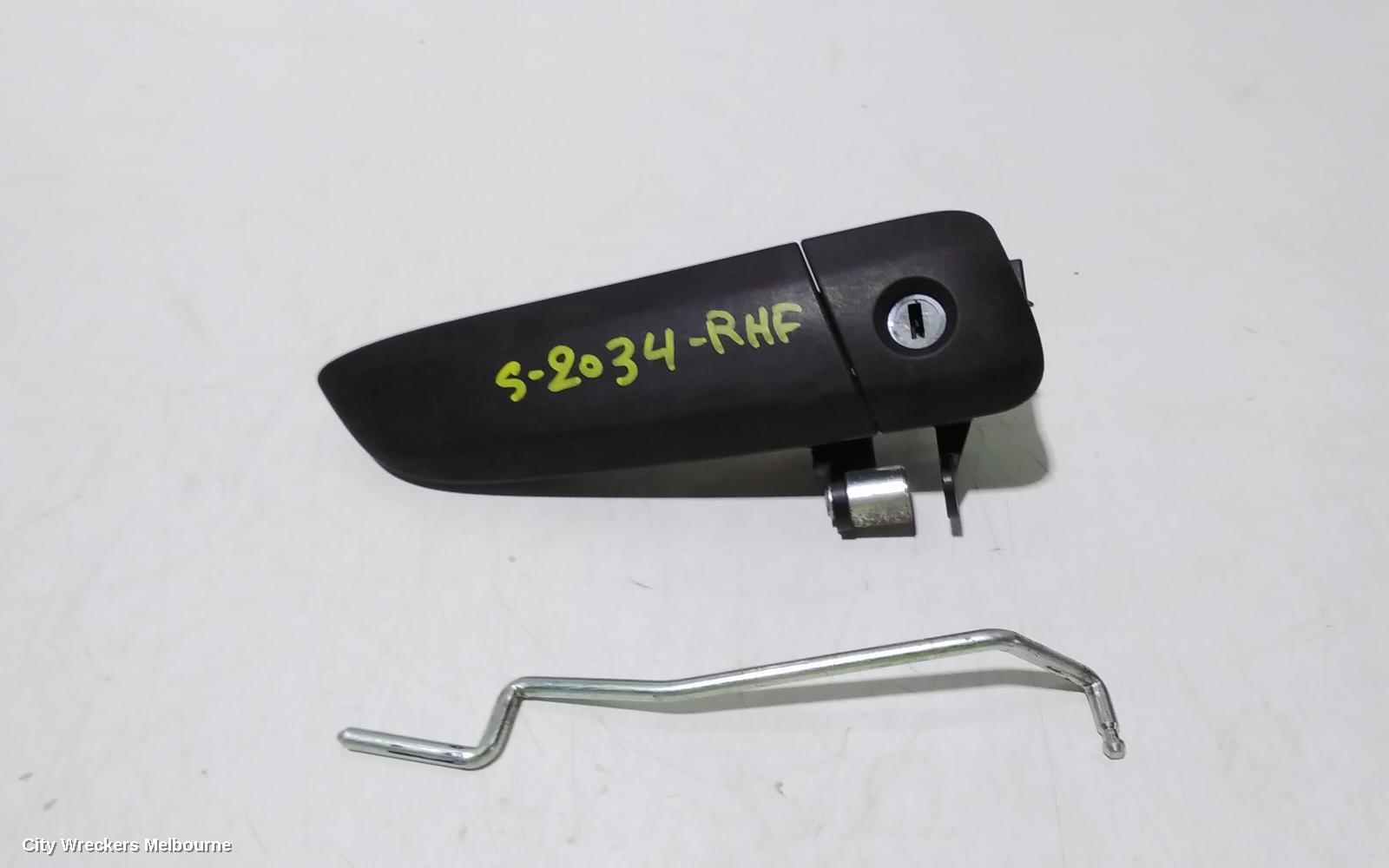 TOYOTA HIACE DOOR HANDLE, OUTER, RH FRONT, TRH/KDH, 03/2005 - 04/2019