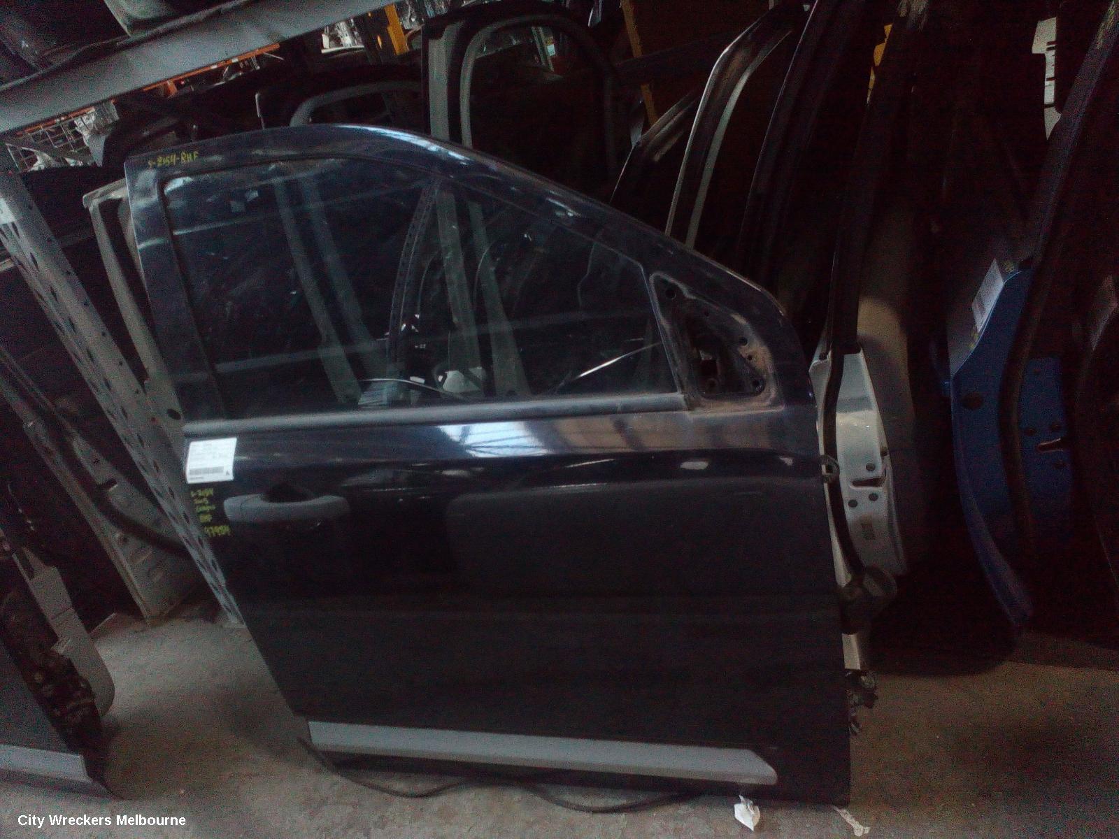 JEEP COMPASS RIGHT FRONT DOOR, MK, W/ MOULDING TYPE, 03/2007 - 03/2010