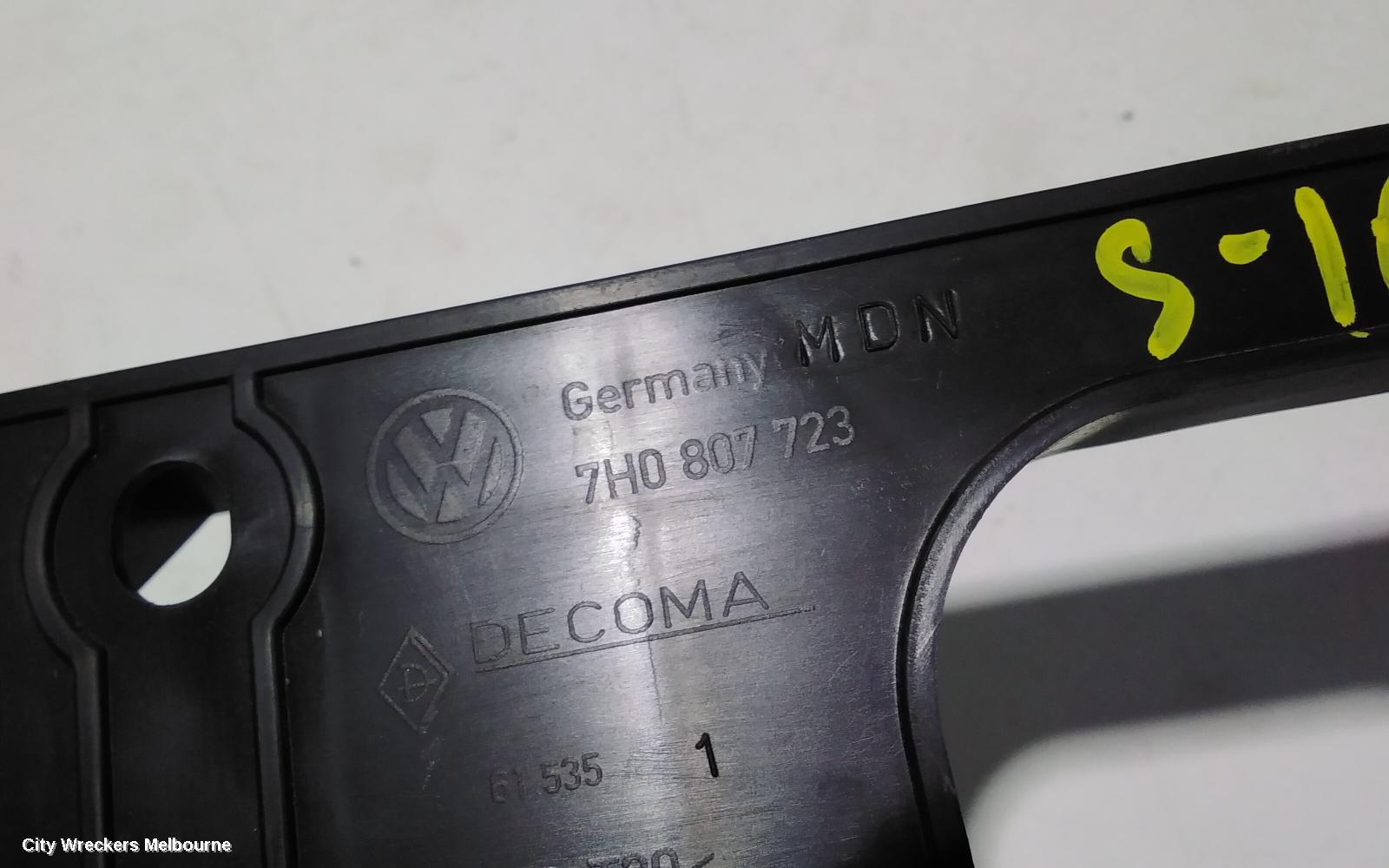 VOLKSWAGEN TRANSPORTER R/BAR BRACKET/REINFO, ENERGY ABSORBER, T5, 03/2010 - 06/2015