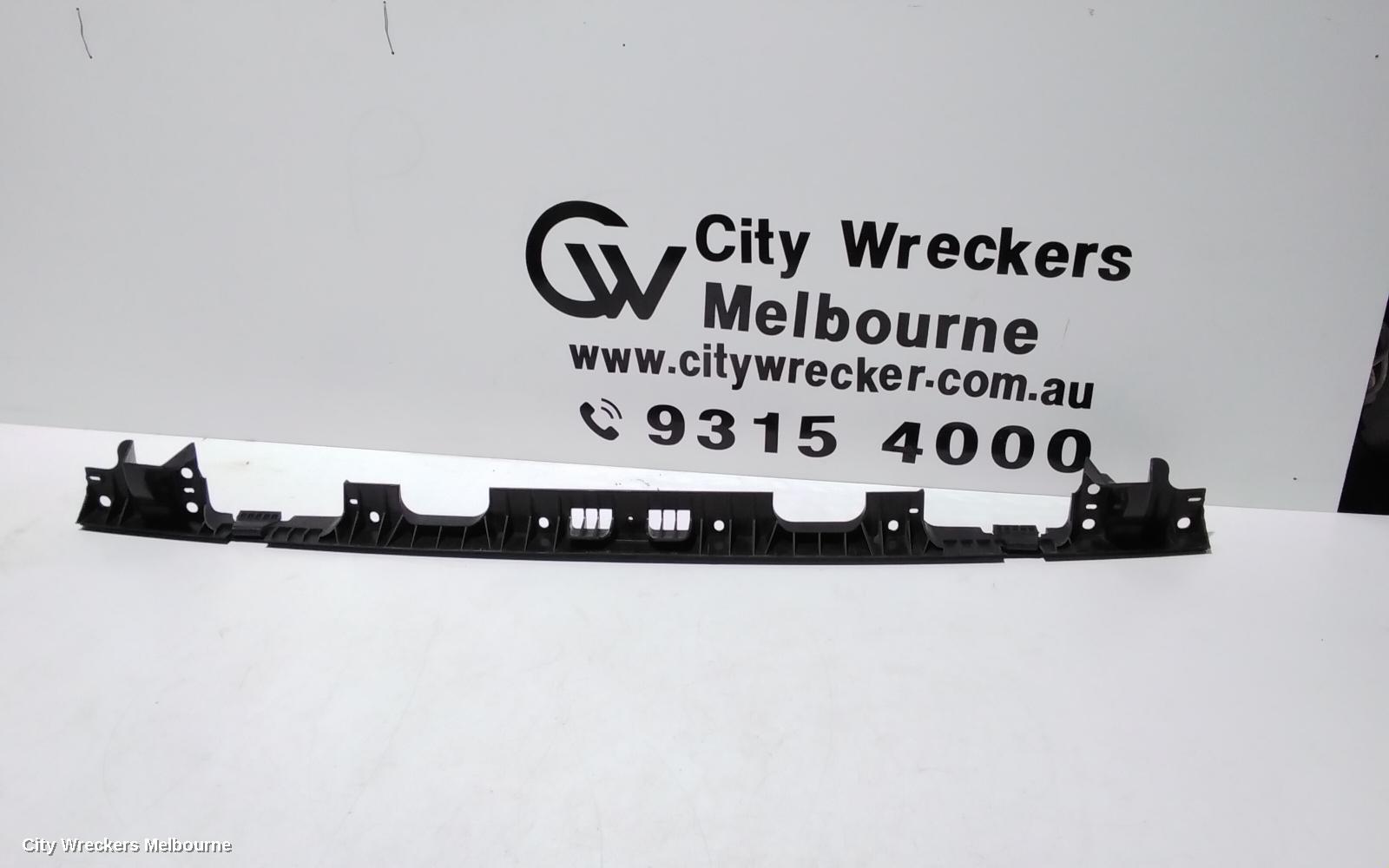 VOLKSWAGEN TRANSPORTER R/BAR BRACKET/REINFO, ENERGY ABSORBER, T5, 03/2010 - 06/2015