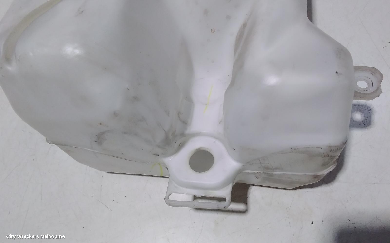 HONDA ACCORD WASHER BOTTLE, 9TH GEN, 05/2013 - 08/2019