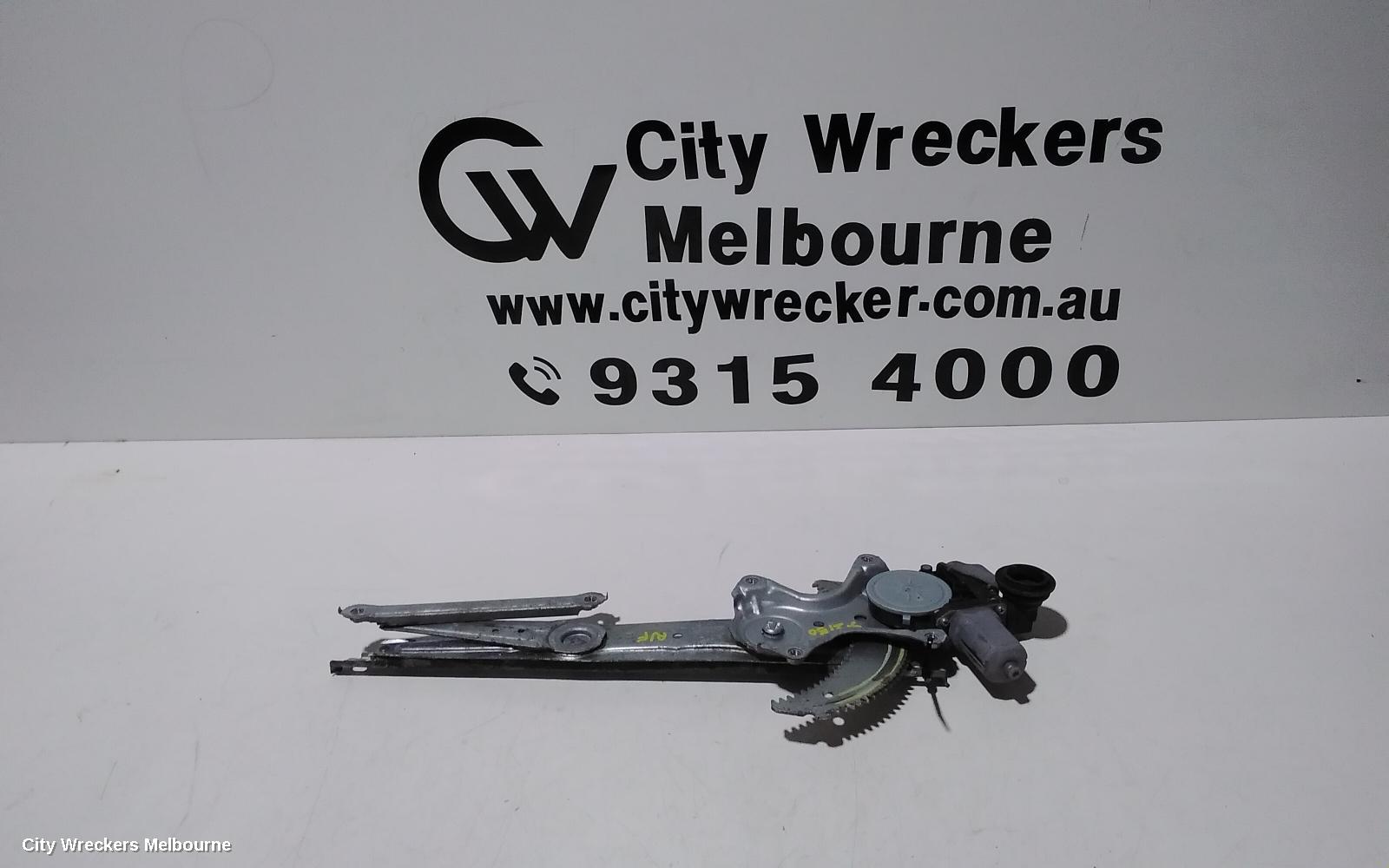 TOYOTA KLUGER RIGHT FRONT WINDOW REG/MOTOR, XU50 SERIES, 03/2014 - 02/2021