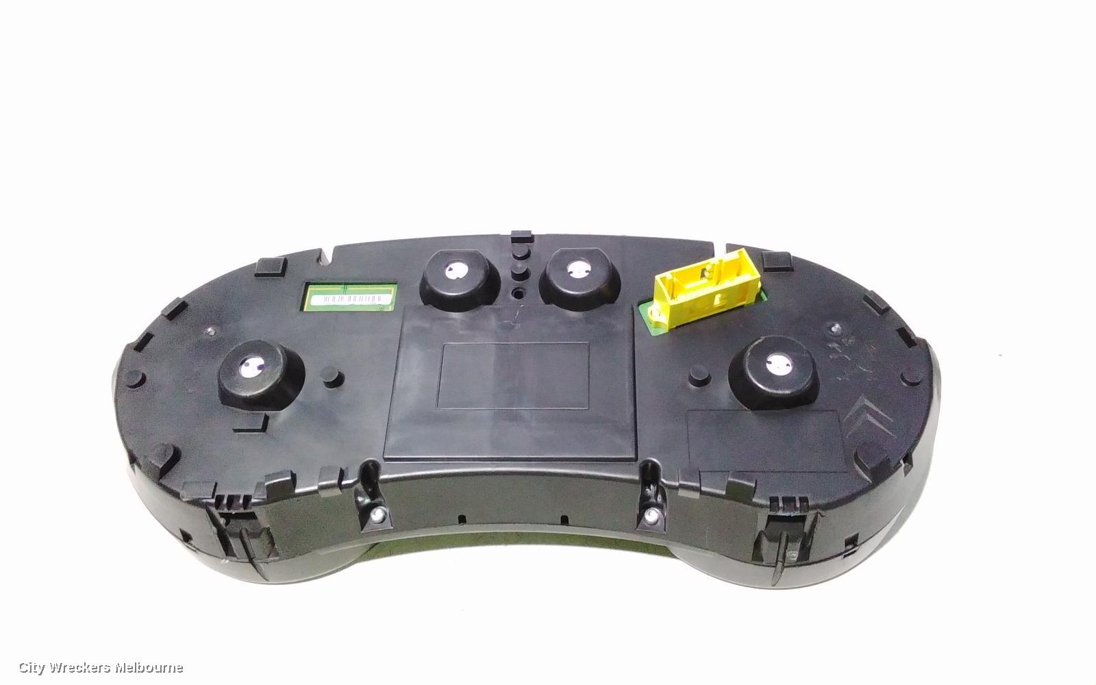 PEUGEOT 308 INSTRUMENT CLUSTER, T7, VIN# ...4CRHHA, 09/2007 - 12/2013