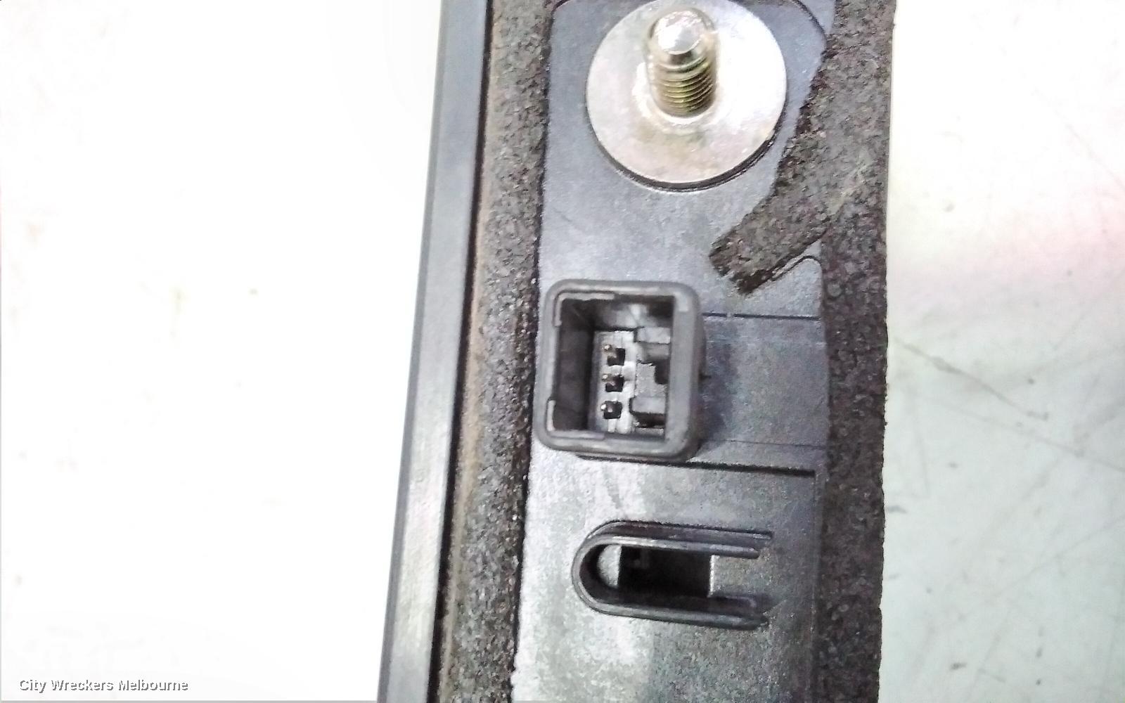 HONDA HRV, RU, 12/2014 - 10/2021, TAILGATE RELEASE SWITCH, : 30886