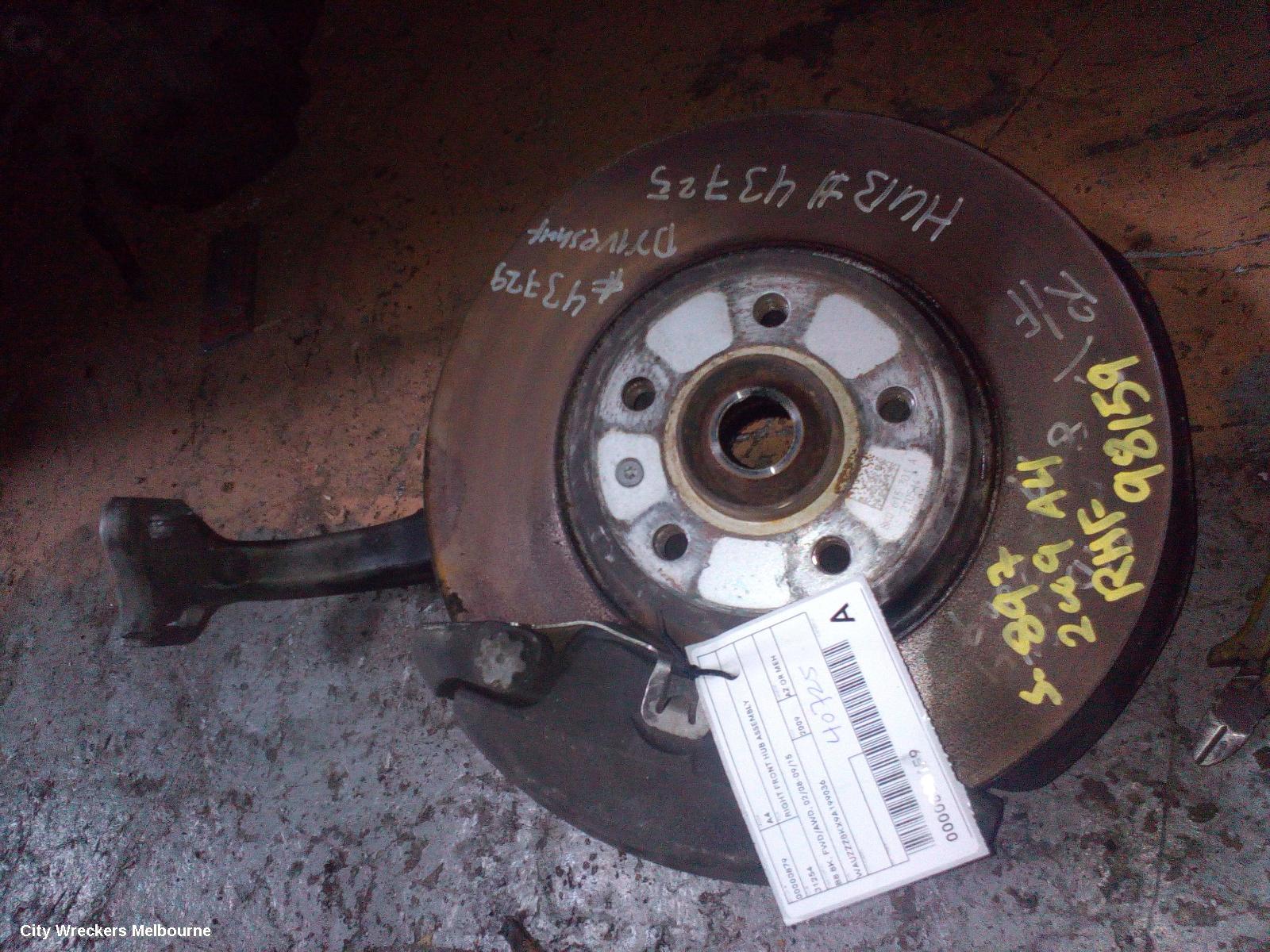 AUDI A4 RIGHT FRONT HUB ASSEMBLY, B8 8K, FWD/AWD, 02/2008 - 09/2015