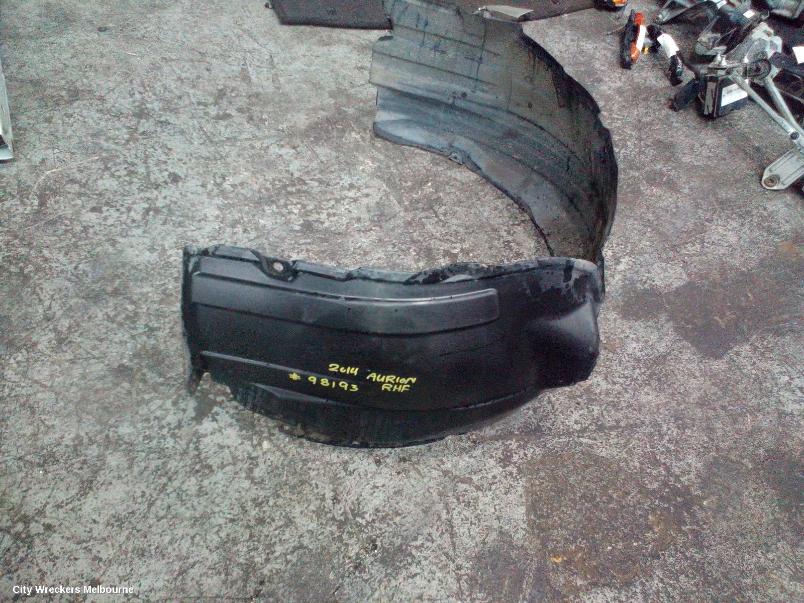 TOYOTA AURION RIGHT GUARD LINER, GSV50R, 02/2012 - 08/2017
