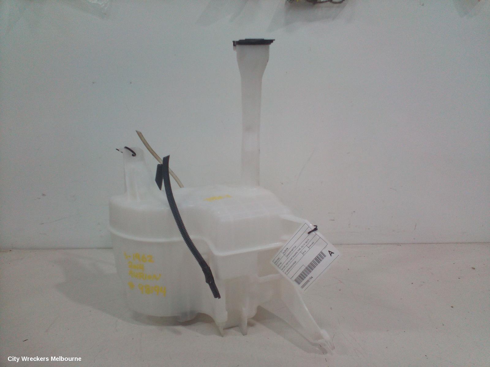 TOYOTA AURION WASHER BOTTLE, GSV50R, NON H/LAMP WASHER TYPE, 02/2012 - 08/2017