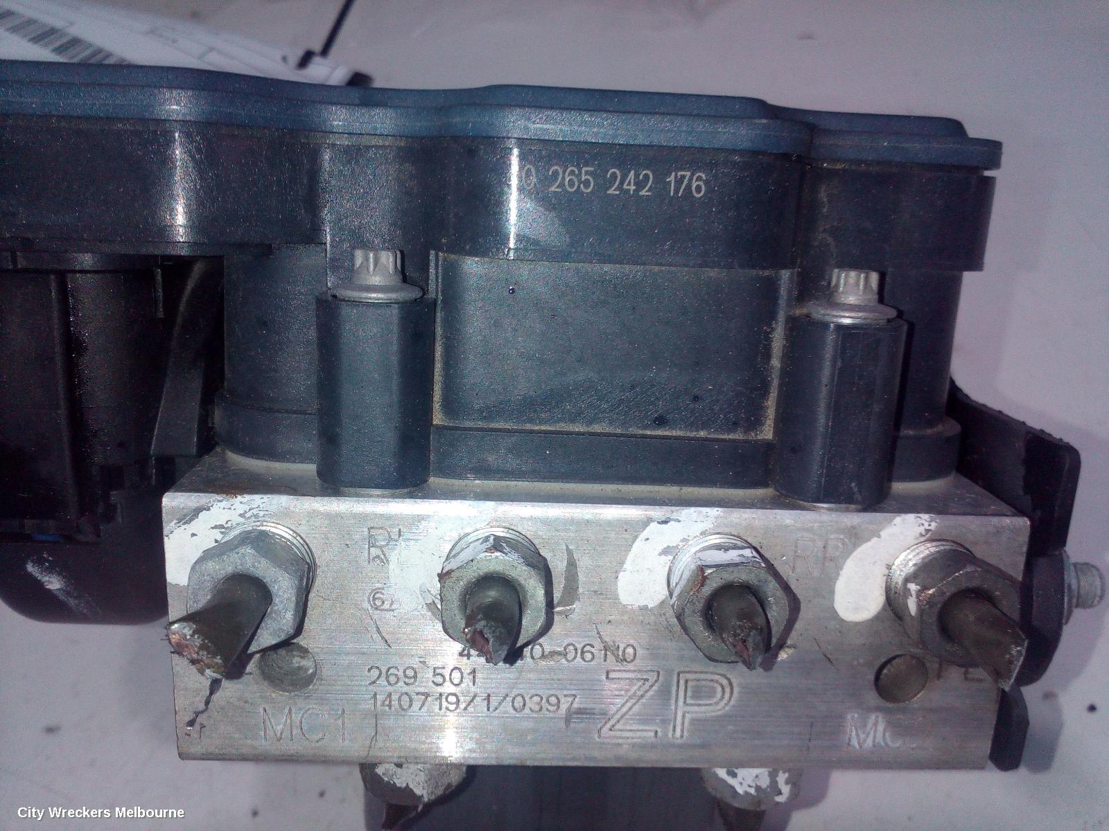 TOYOTA AURION ABS PUMP/MODULATOR, GSV50R, P/N 4454006110, 02/2012 - 08/2017