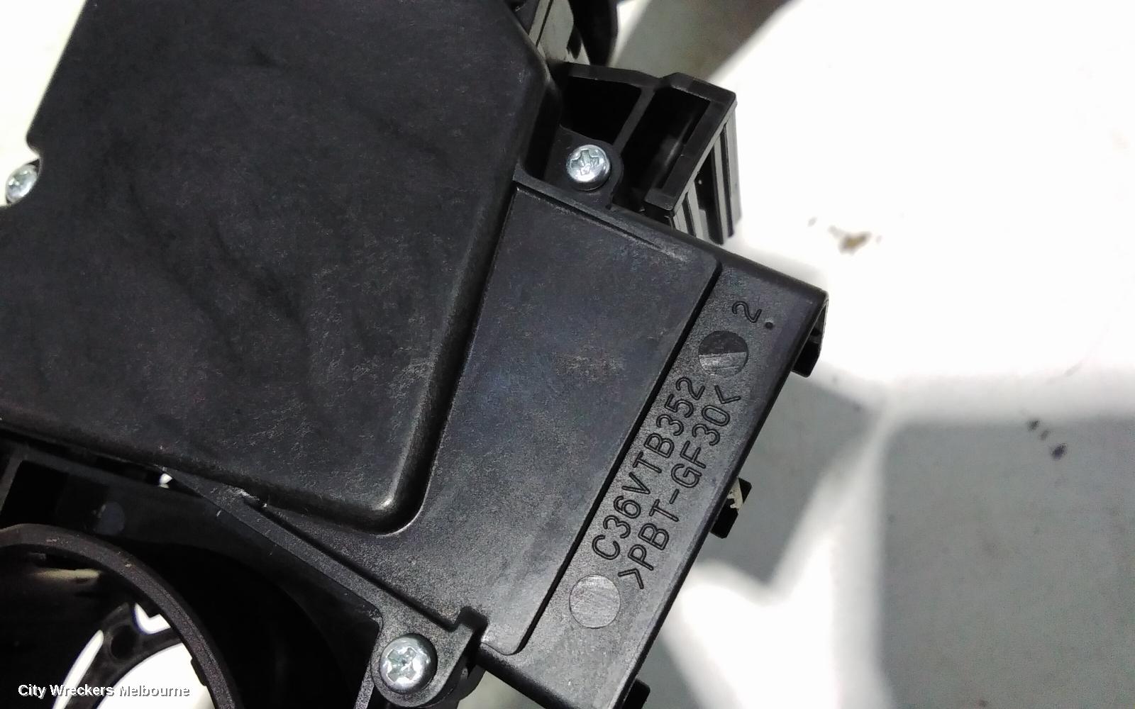 TOYOTA AURION COMBINATION SWITCH, FLASHER SWITCH, GSV50R, 02/2012 - 08/2017