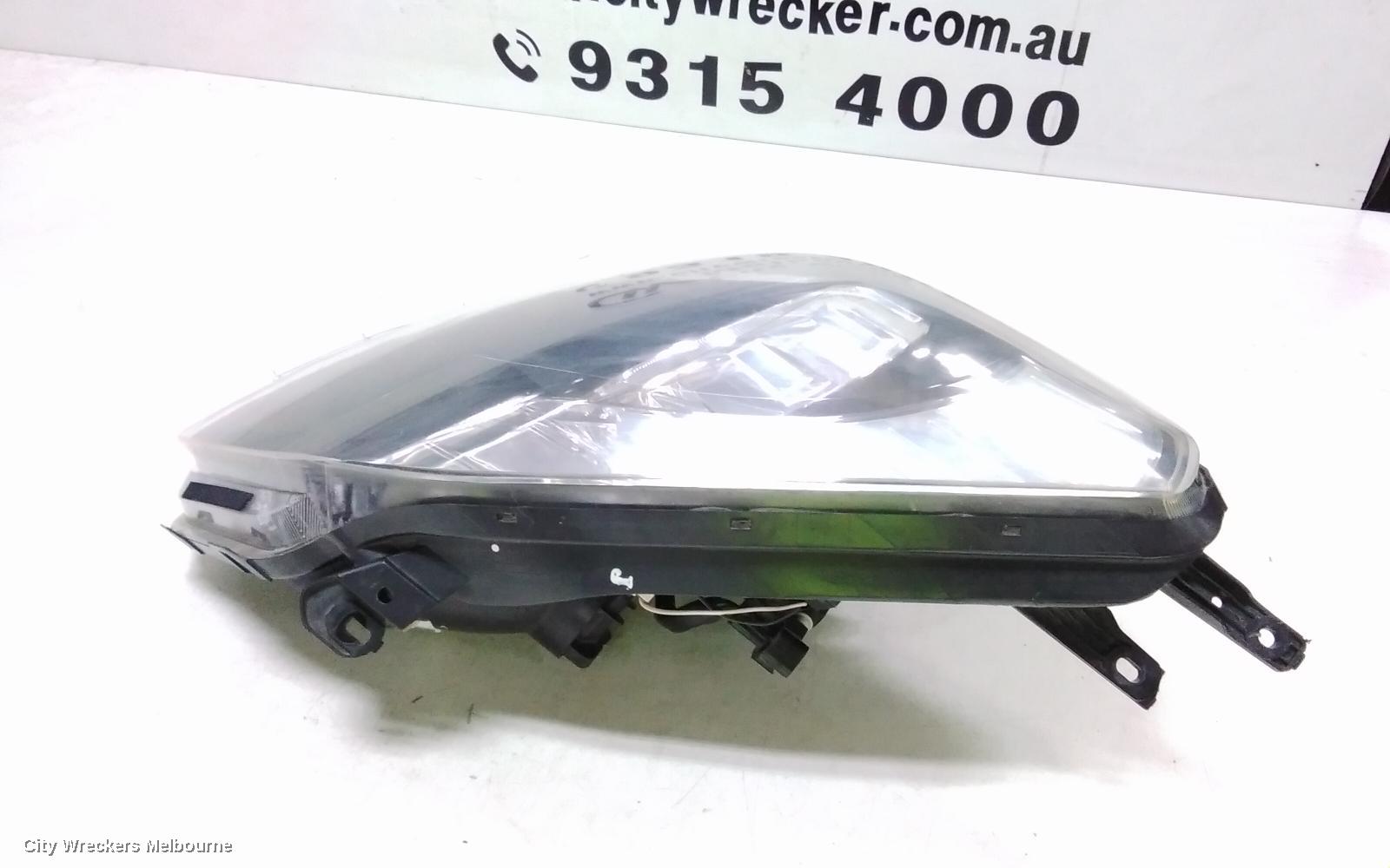 RENAULT KALEOS RIGHT HEADLAMP, H45, 09/2008 - 07/2011