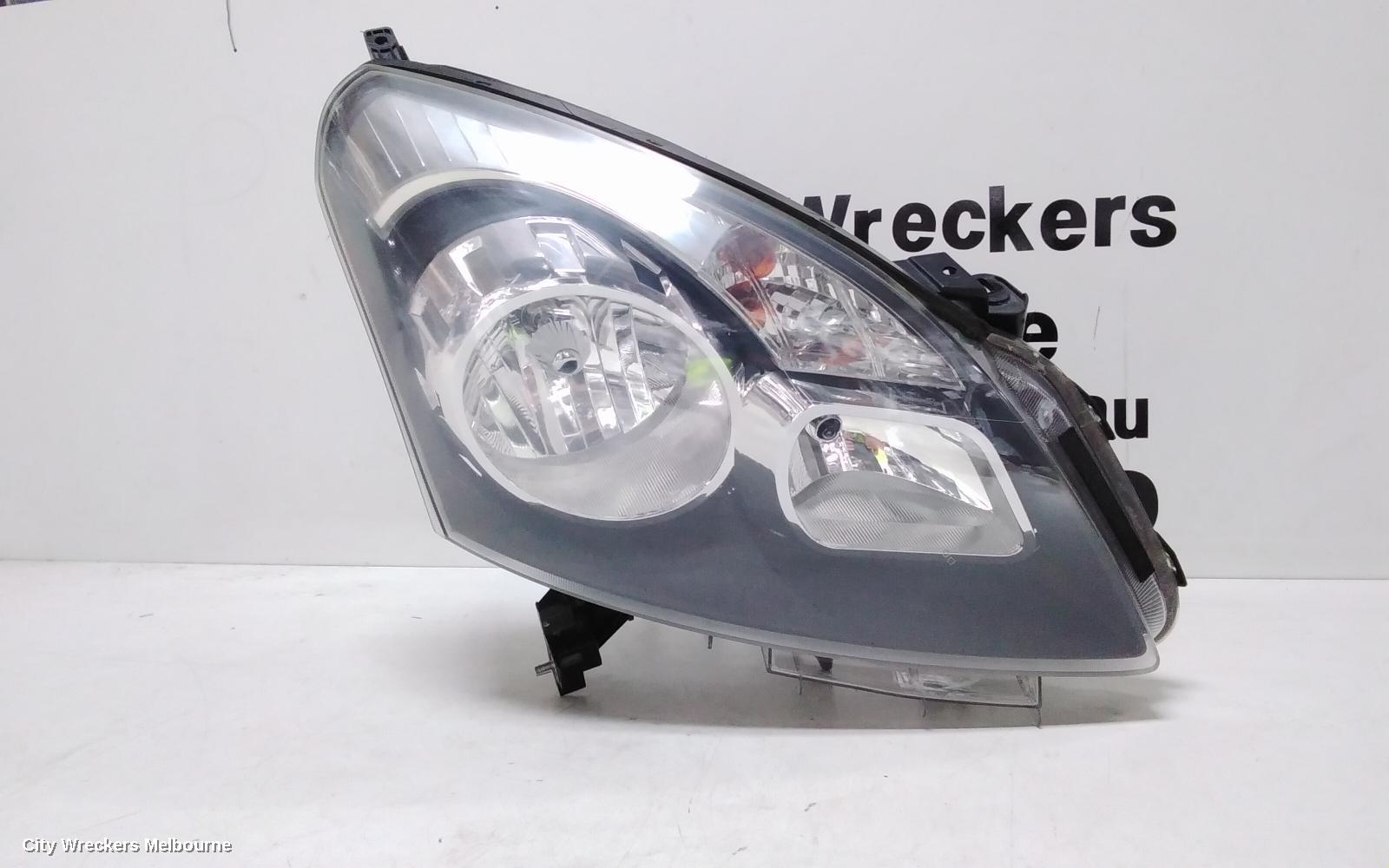 RENAULT KALEOS RIGHT HEADLAMP, H45, 09/2008 - 07/2011