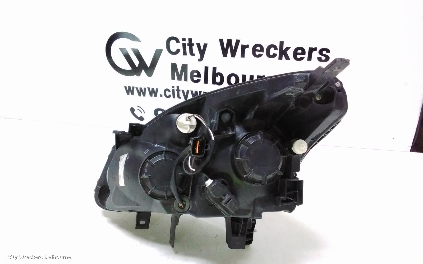 RENAULT KALEOS RIGHT HEADLAMP, H45, 09/2008 - 07/2011