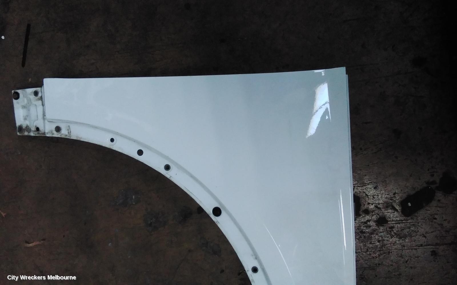 AUDI Q7 LEFT HEADLAMP, 4M, XENON TYPE, 09/2015 - 03/2020