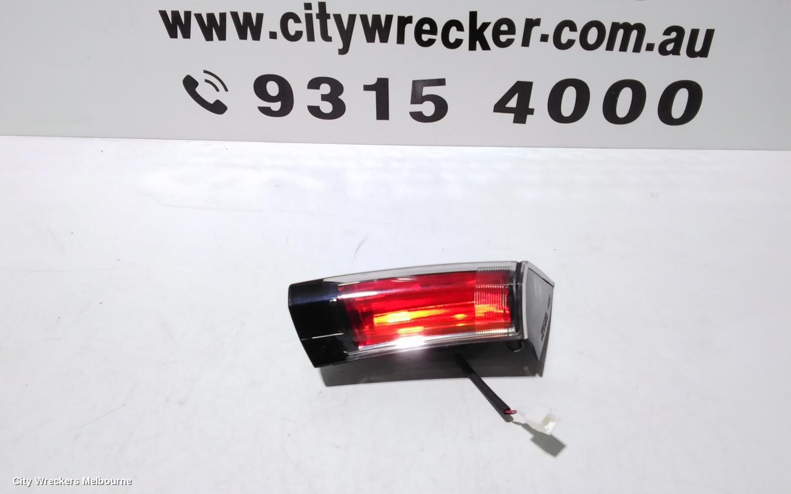 HONDA CIVIC REAR GARNISH, TAILGATE LAMP (RH SIDE), 10TH GEN, HATCH, 02/2017 - 08/2021