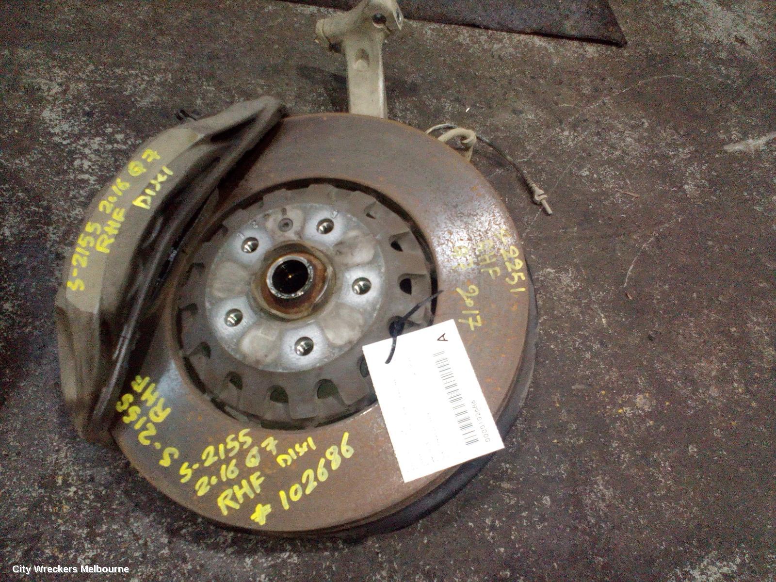 AUDI Q7 RIGHT FRONT HUB ASSEMBLY, 4M, 07/2015 ONWARDS