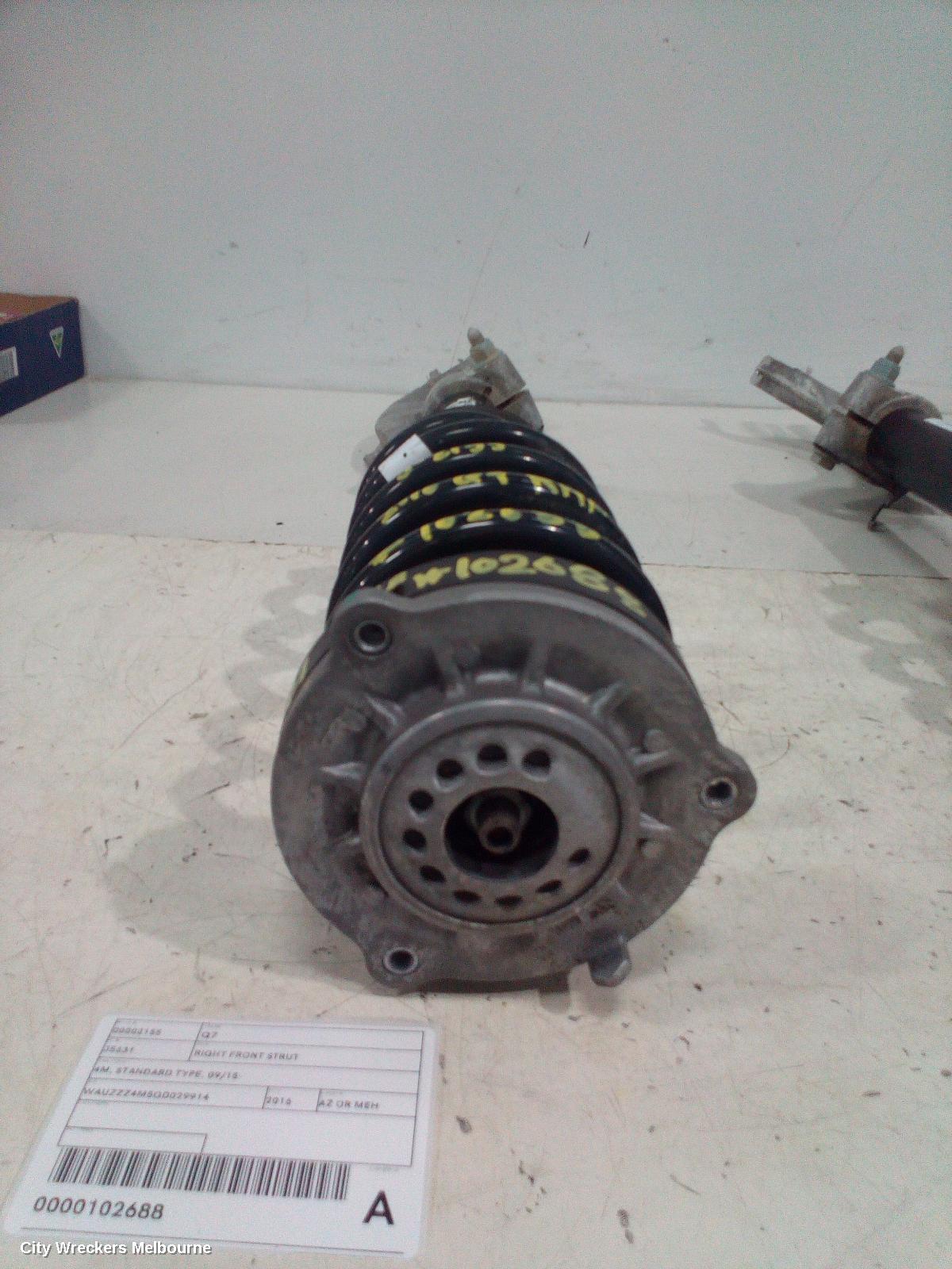 AUDI Q7 RIGHT FRONT STRUT, 4M, STANDARD TYPE, 09/2015 ONWARDS