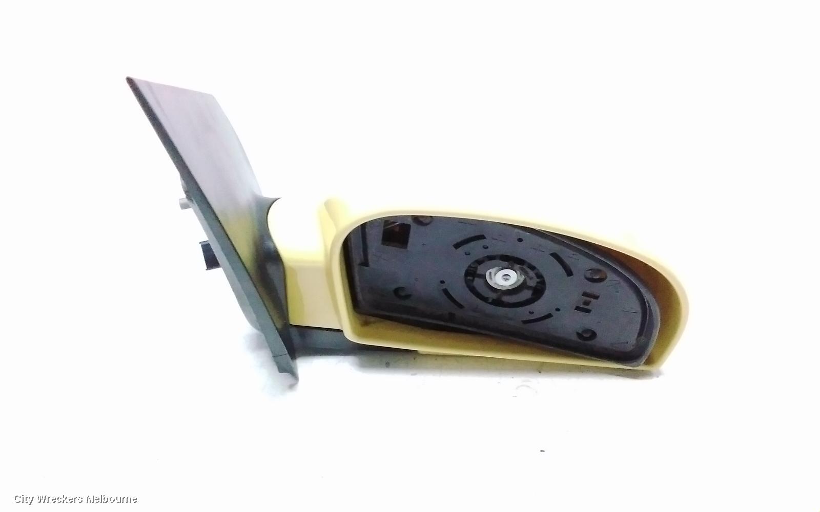 HYUNDAI GETZ RIGHT DOOR MIRROR, TB, 3DR/5DR HATCH, POWER, COLOUR CODED, 09/2002 - 09/2011