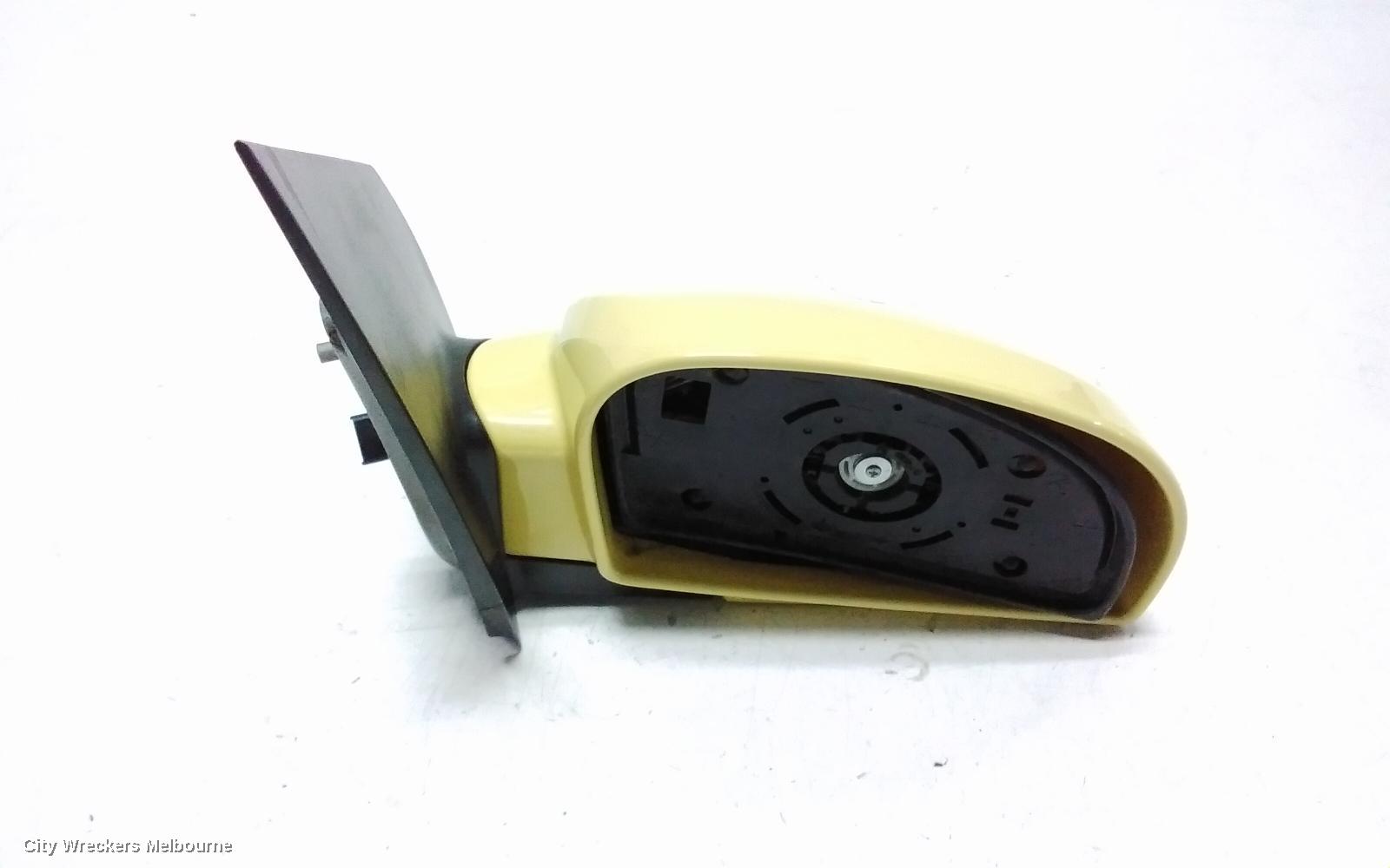 HYUNDAI GETZ RIGHT DOOR MIRROR, TB, 3DR/5DR HATCH, POWER, COLOUR CODED, 09/2002 - 09/2011