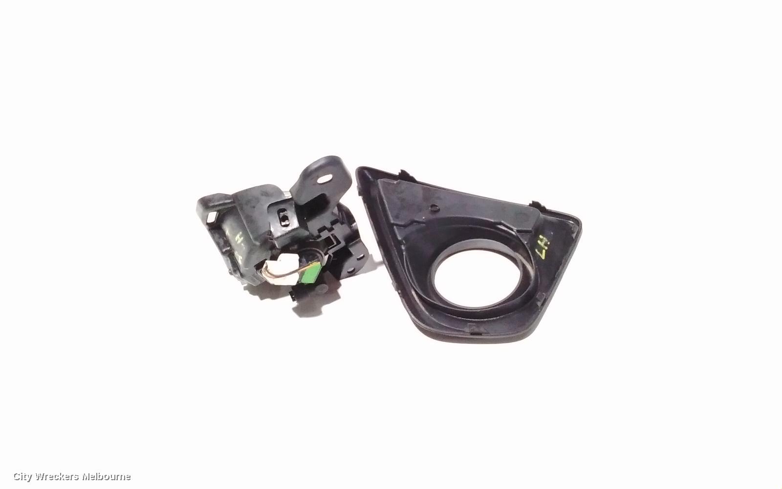 MAZDA CX5 LEFT INDICATOR/FOG/SIDE, BUMPER FOGLAMP, KE, 02/2012 - 12/2014