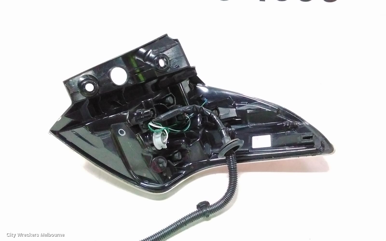 TOYOTA RAV4 LEFT TAILLIGHT, IN BODY, XA40, 10/2015 - 11/2018