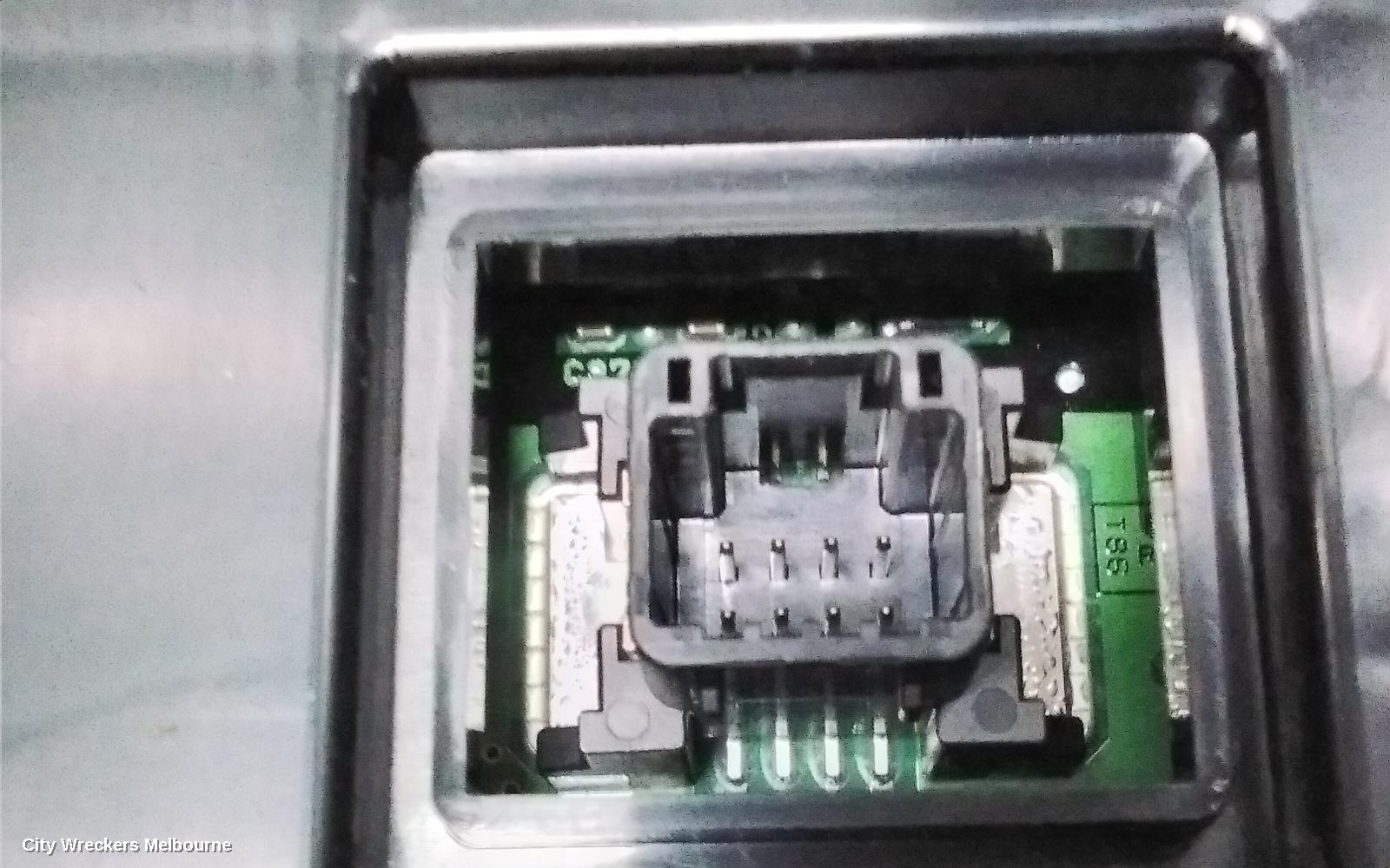 TOYOTA RAV4 HEATER/AC CONTROLS, CLIMATE CONTROL TYPE, XA40, 12/2012 - 11/2018