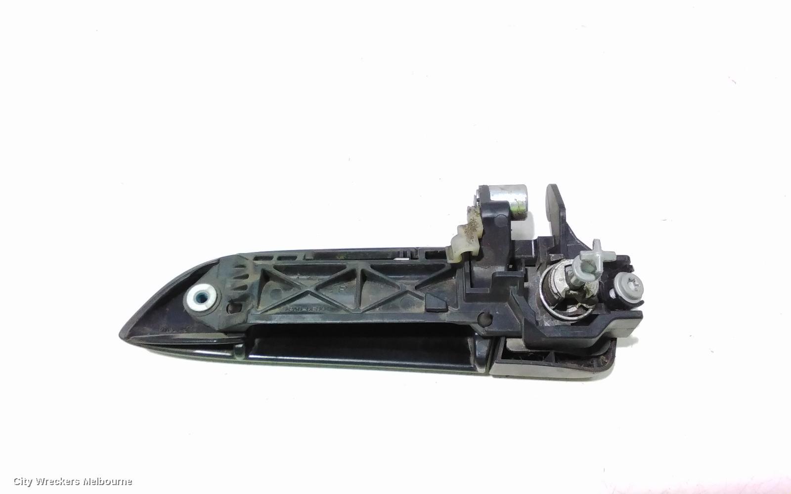 TOYOTA HIACE DOOR HANDLE, OUTER, RH FRONT, TRH/KDH, 03/2005 - 04/2019