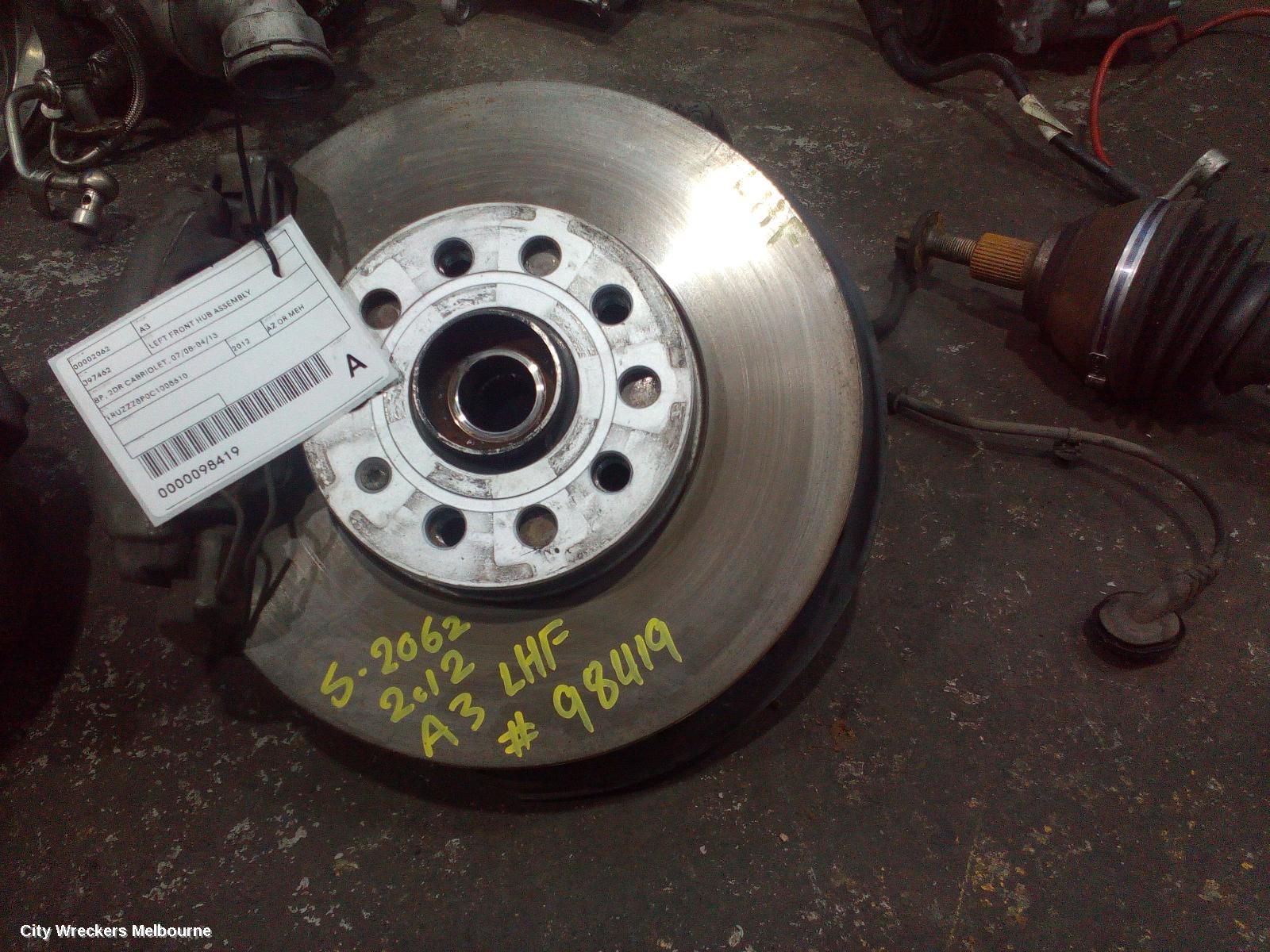 AUDI A3 LEFT FRONT HUB ASSEMBLY, 8P, 2DR CABRIOLET, 07/2008 - 04/2013