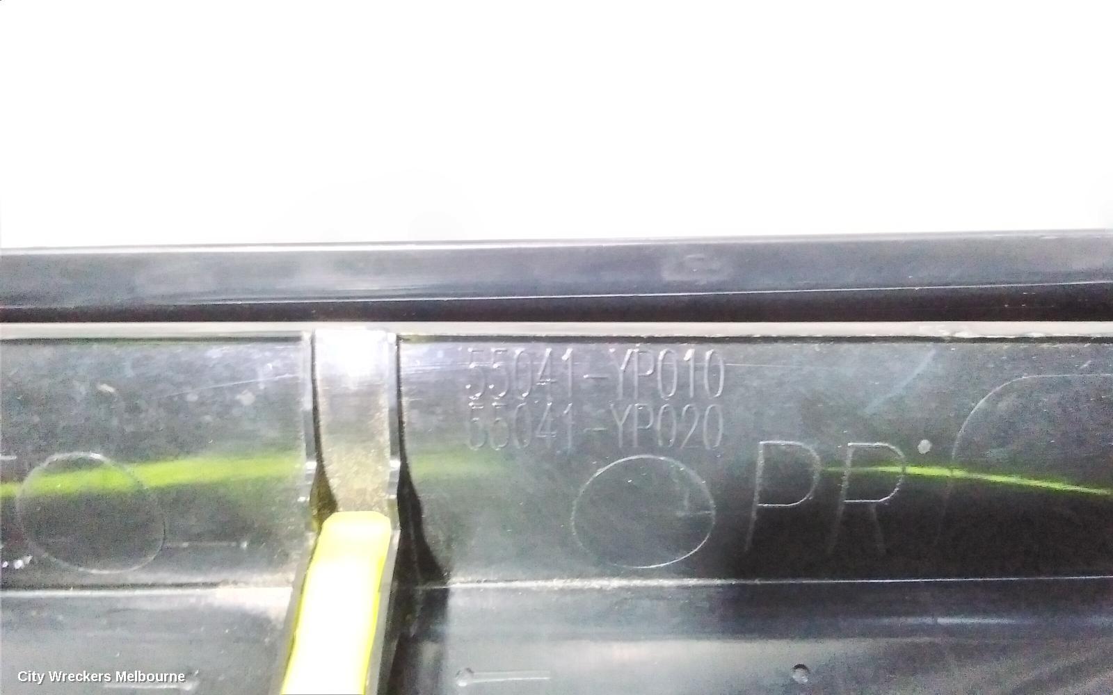 TOYOTA HILUX GLOVE BOX, UPPER, 09/2015 ONWARDS
