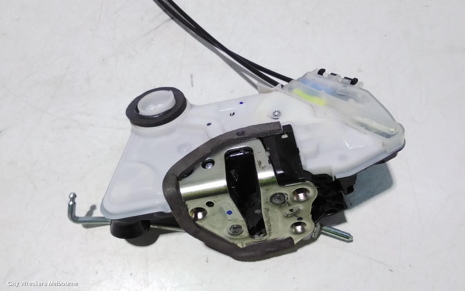 TOYOTA HILUX DOOR/BOOT/GATE LOCK, LEFT FRONT DOOR LOCK, NON KEYLESS ENTRY TYPE, 06/2015 ONWARDS