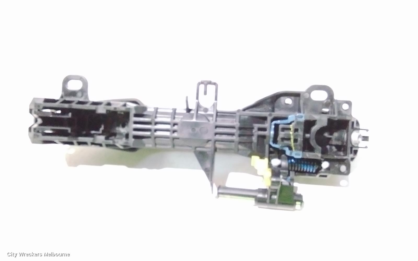 TOYOTA HILUX DOOR HANDLE, OUTER, LH FRONT, COLOUR CODED, NON KEYLESS ENTRY TYPE, 09/2015 ONWARDS