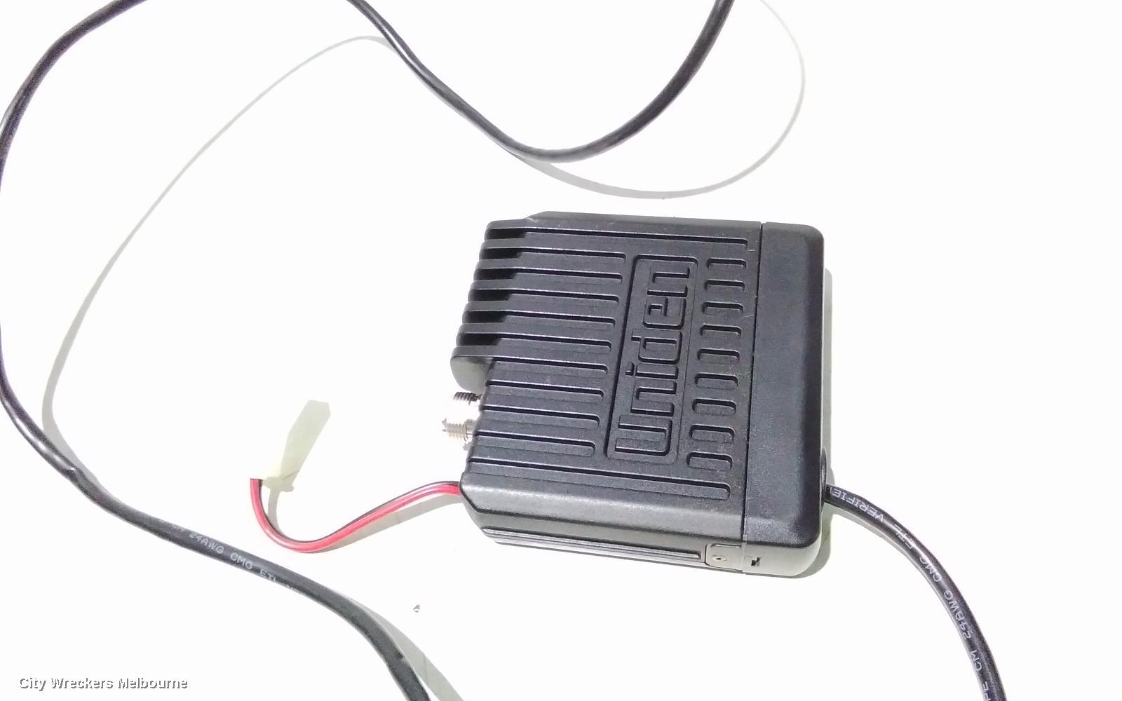 TOYOTA HILUX, 06/2015 - 09/2025, UH6060  UHF  REMOTE SPEAKER MIC RADIO - : 98462