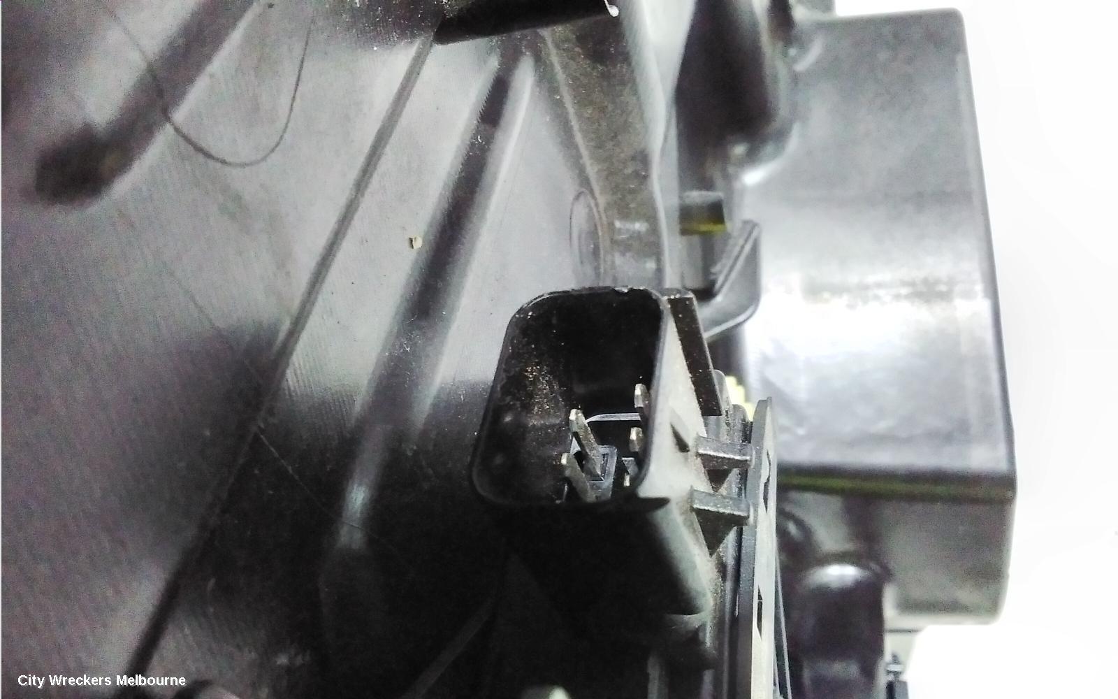 FIAT FREEMONT RIGHT FRONT WINDOW REG/MOTOR, JF, 04/2013 - 01/2017