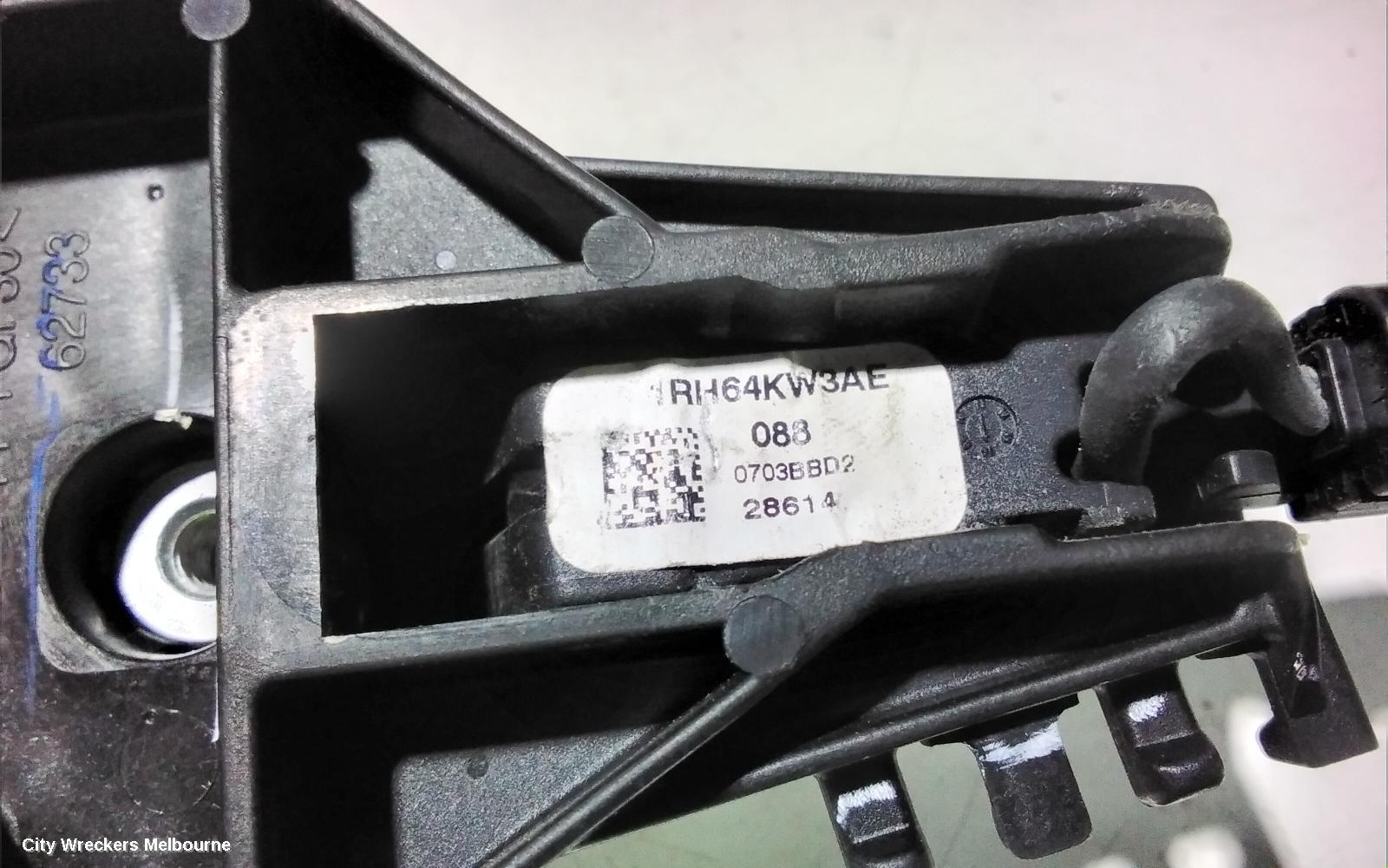 FIAT FREEMONT DOOR HANDLE, OUTER, LH FRONT, JF, 04/2013 - 01/2017