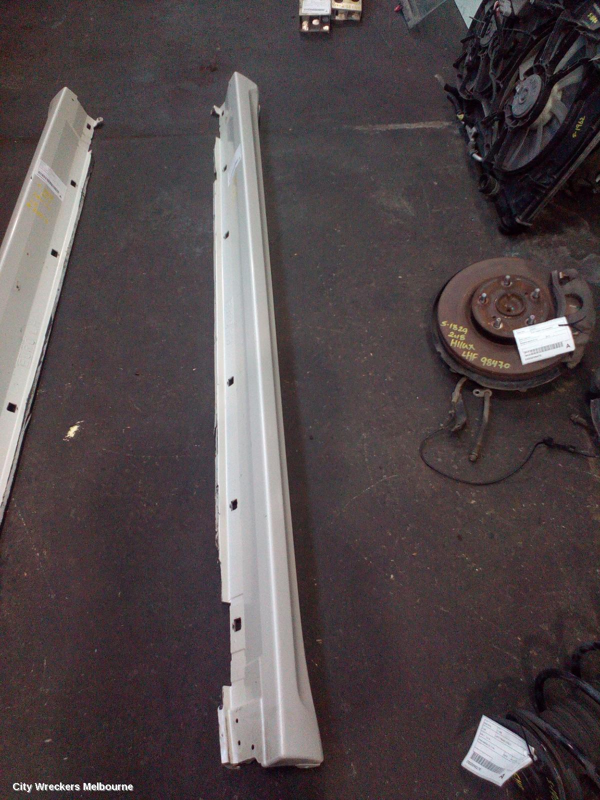 SUBARU LIBERTY SIDE STEP/SKIRT, EXIGA (VIN JF1YA9), 5TH GEN, RH SIDE, 06/2008 - 12/2014 (AUS ONLY)