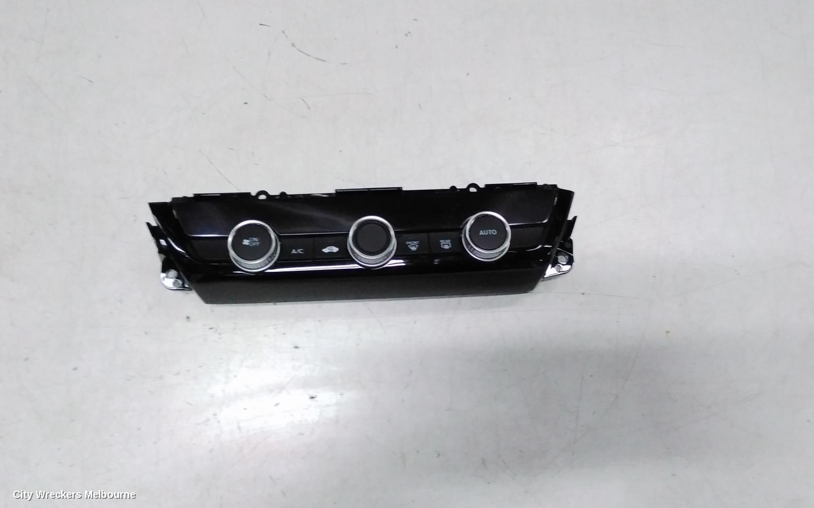 HONDA HRV HEATER/AC CONTROLS, RV, 12/2021 ONWARDS