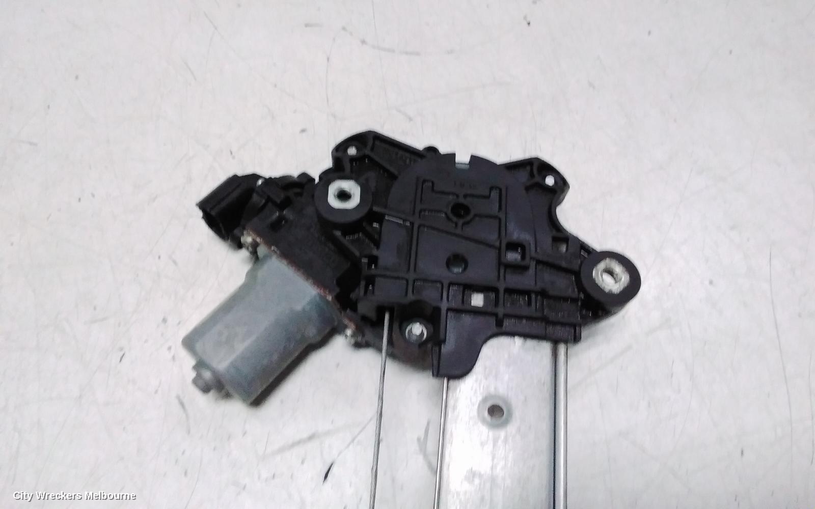 HONDA HRV LEFT FRONT WINDOW REG/MOTOR, RV, 12/2021 ONWARDS