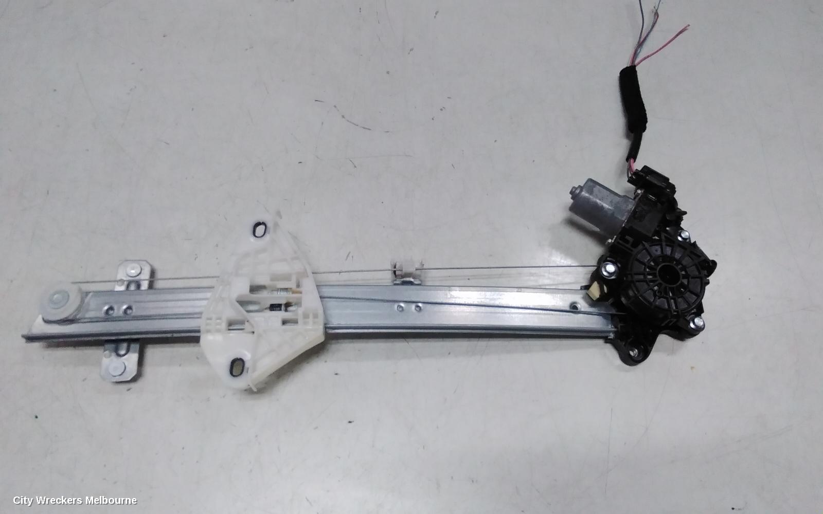 HONDA HRV RIGHT FRONT WINDOW REG/MOTOR, RV, 12/2021 ONWARDS