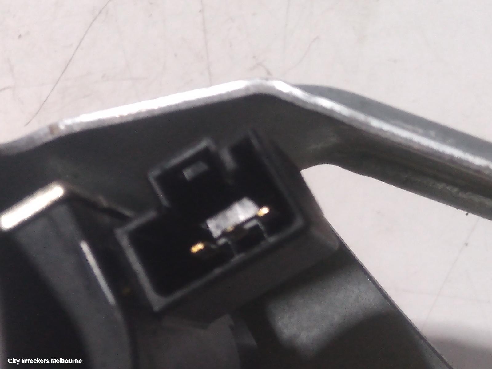 TOYOTA KLUGER DOOR/BOOT/GATE LOCK, TAILGATE GLASS LOCK, GSU50/GSU55, 03/2014 - 02/2021