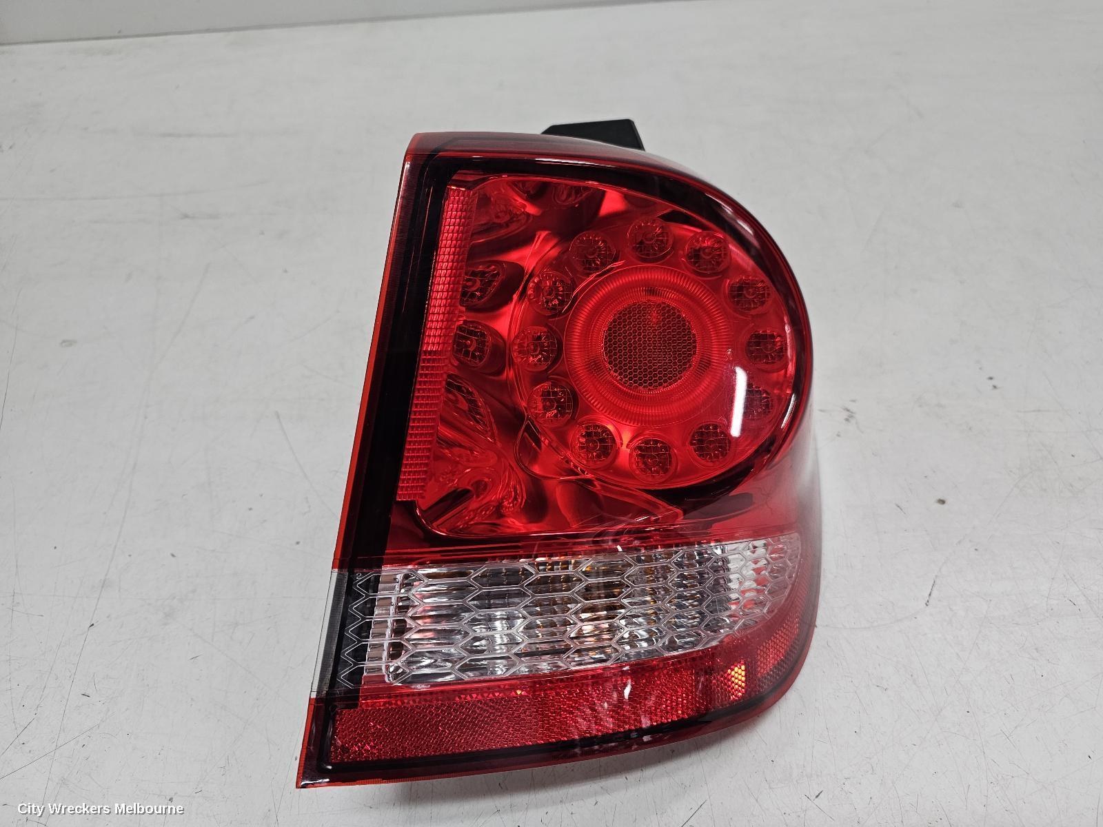 FIAT FREEMONT RIGHT TAILLIGHT, JF, CROSSROAD TYPE, 04/2013 - 01/2017