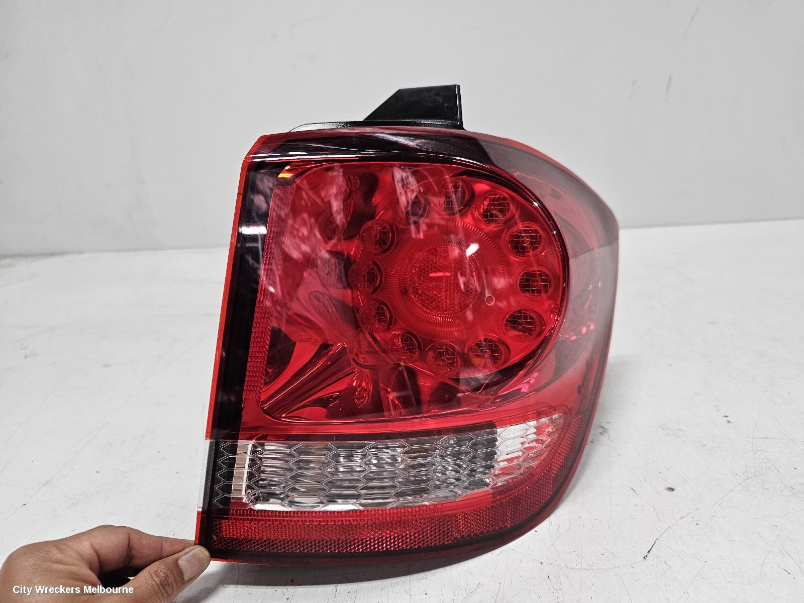 FIAT FREEMONT RIGHT TAILLIGHT, JF, CROSSROAD TYPE, 04/2013 - 01/2017