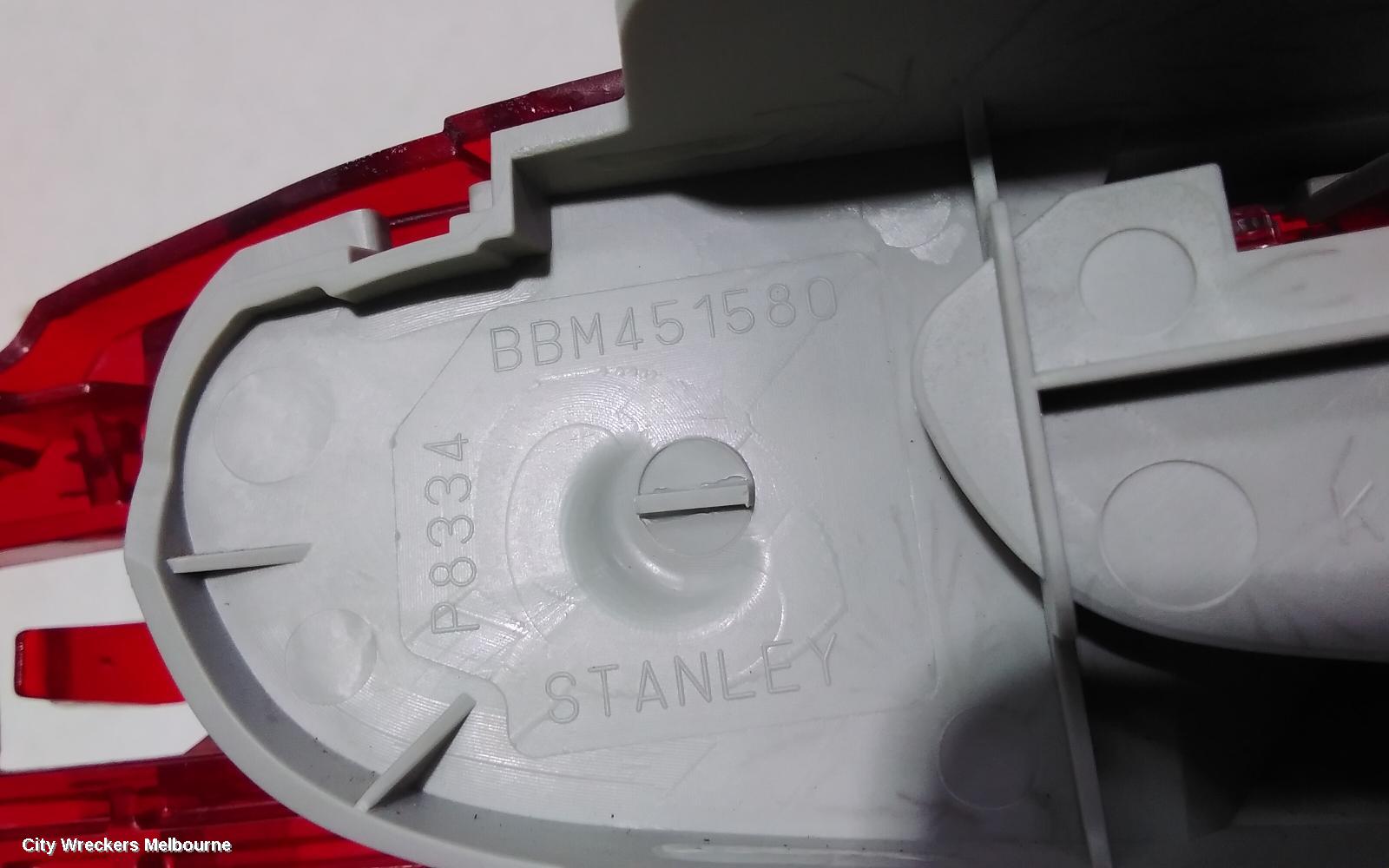 MAZDA 3 HIGH LEVEL STOPLIGHT, BL, SEDAN TYPE, 04/2009 - 06/2013