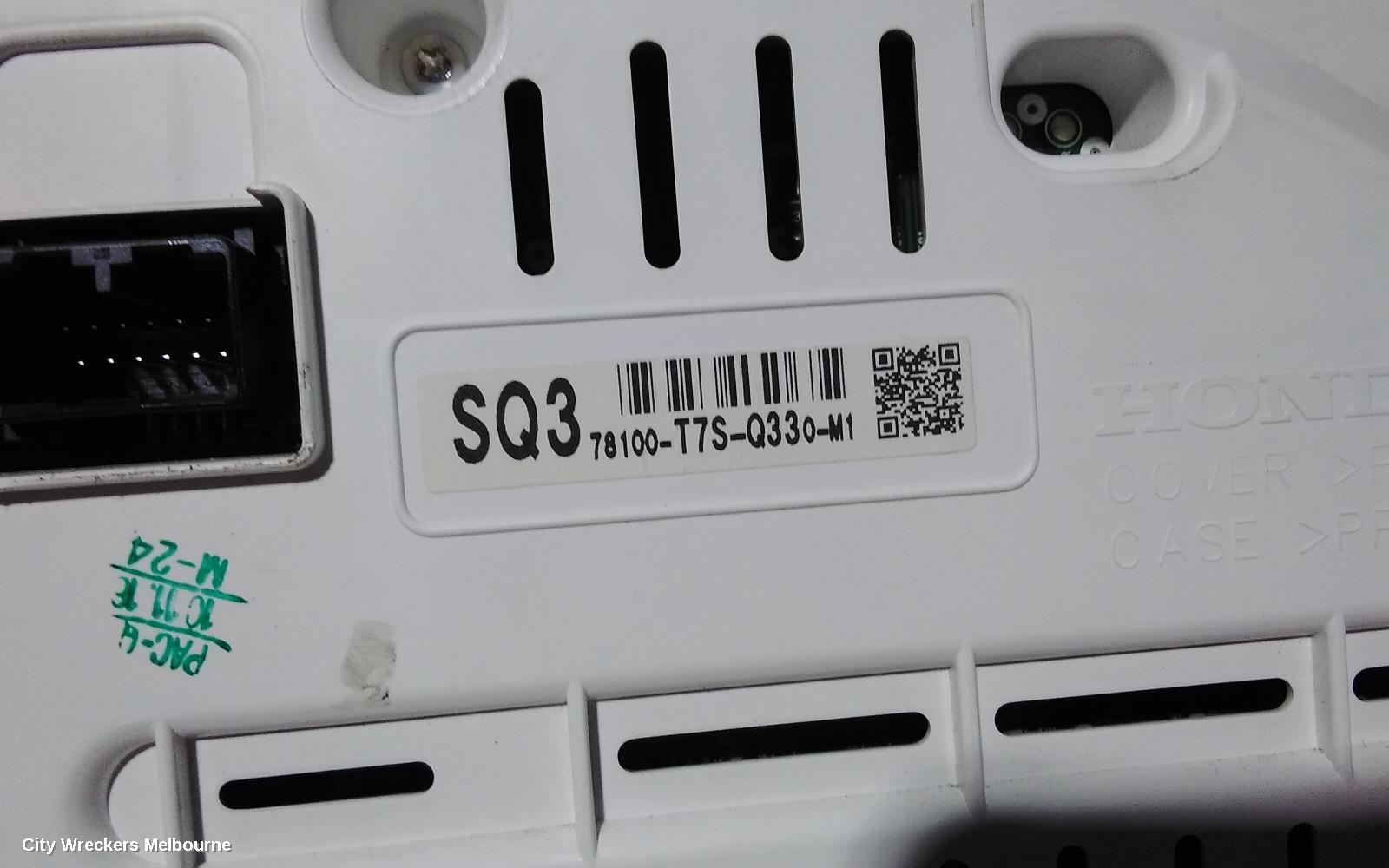 HONDA HRV INSTRUMENT CLUSTER, PETROL, AUTO T/M, RU5, 12/2014 - 10/2021
