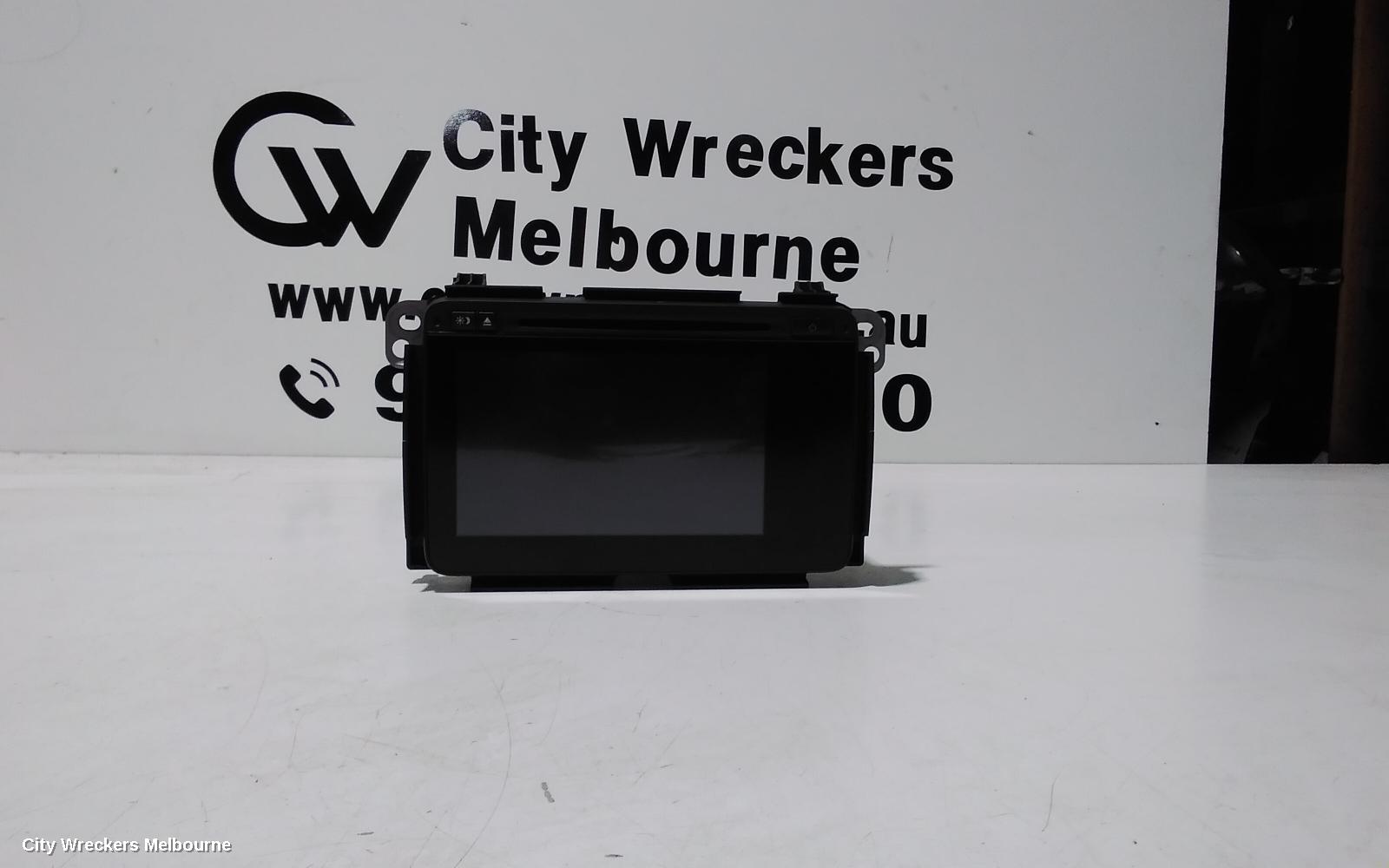 HONDA HRV RADIO/CD/DVD/SAT/TV, 7IN TOUCHSCREEN, NON SAT NAV TYPE, RU5, 12/2014 - 04/2017