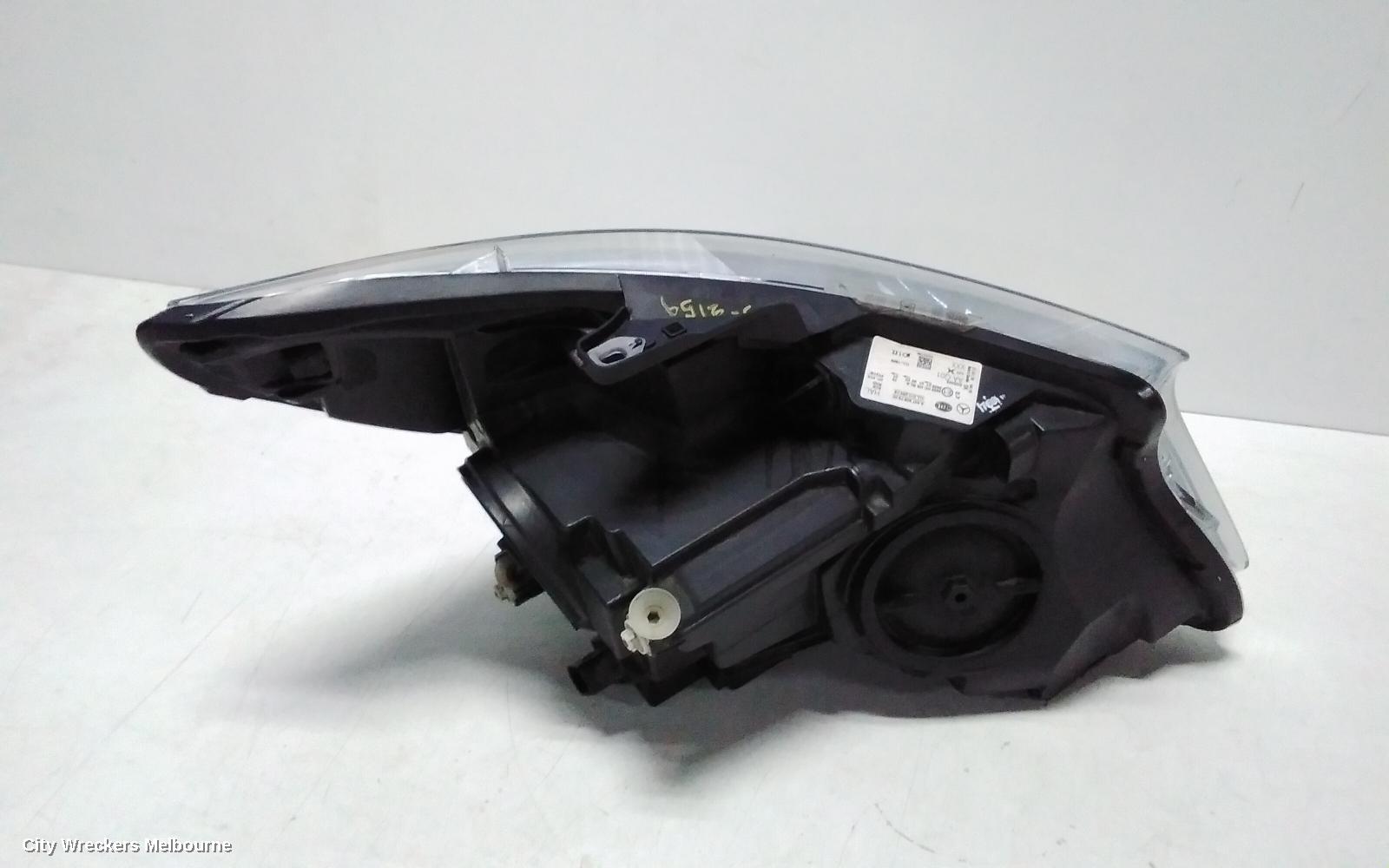MERCEDES VITO LEFT HEADLAMP, 447, HALOGEN, BLACK INSERT TYPE, 03/2015 ONWARDS