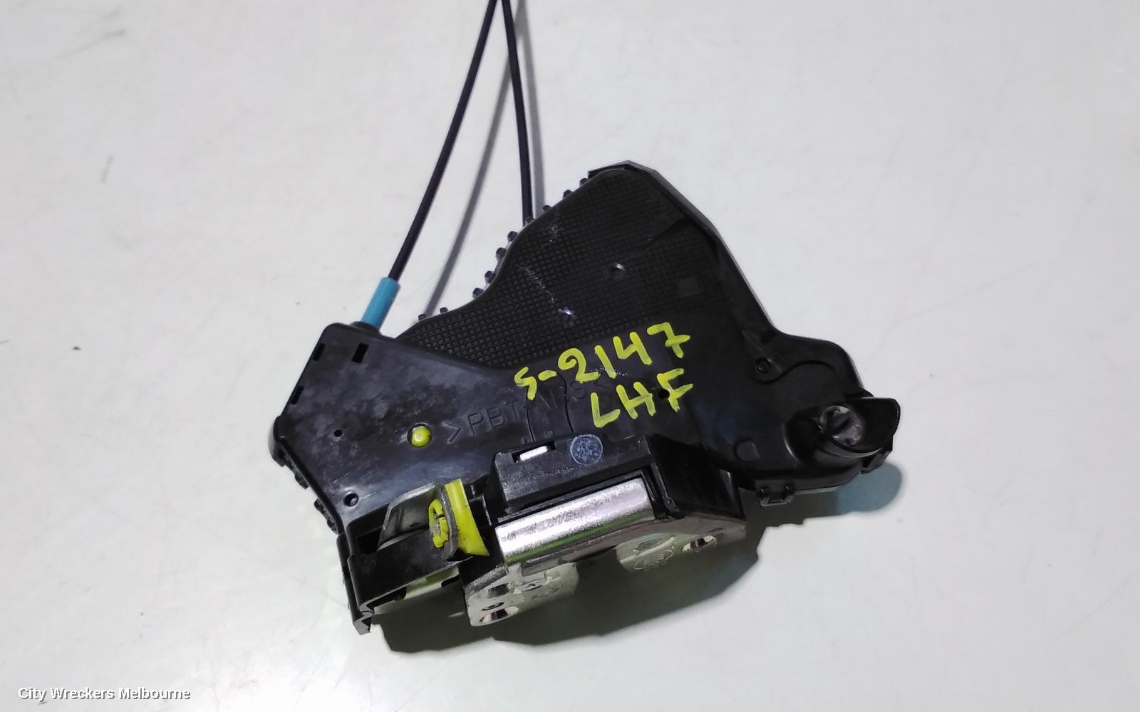 TOYOTA HIACE DOOR/BOOT/GATE LOCK, LEFT FRONT DOOR LOCK, TRH/KDH, 03/2005 - 04/2019