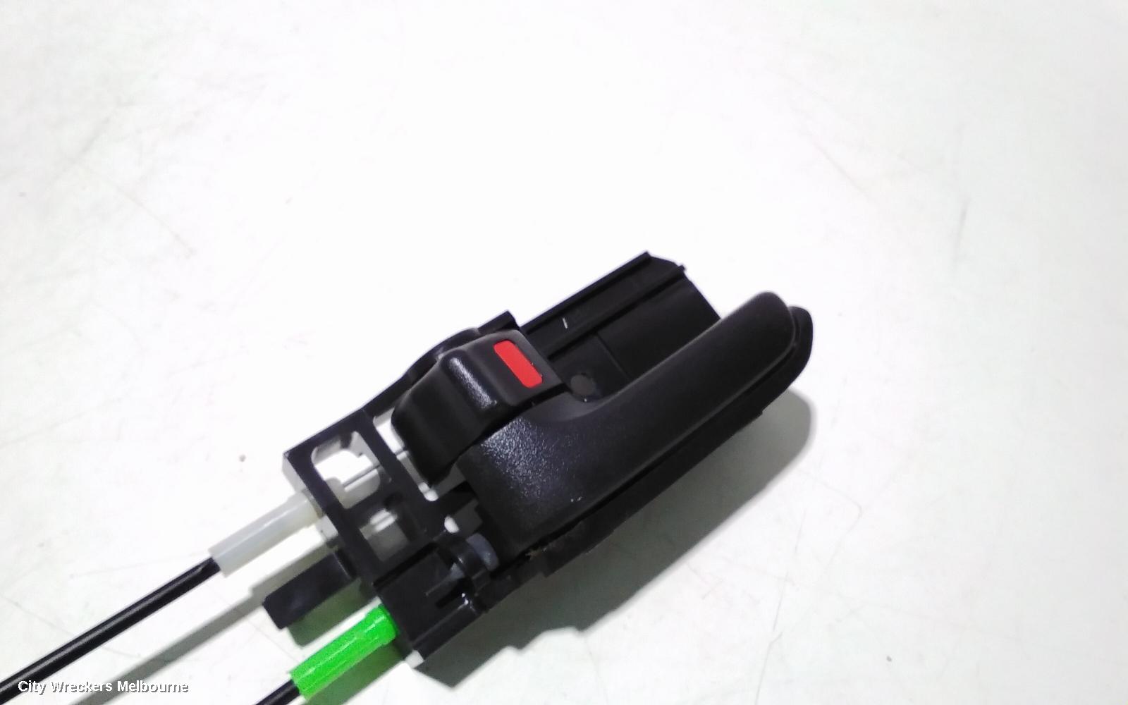TOYOTA HIACE DOOR/BOOT/GATE LOCK, LEFT FRONT DOOR LOCK, TRH/KDH, 03/2005 - 04/2019