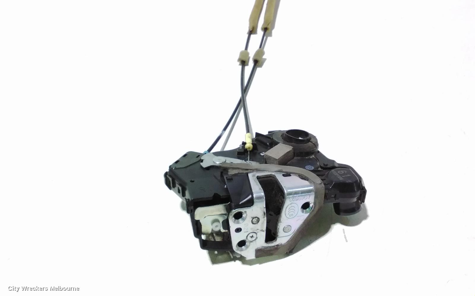 TOYOTA HIACE DOOR/BOOT/GATE LOCK, RIGHT FRONT DOOR LOCK, TRH/KDH, 03/2005 - 04/2019