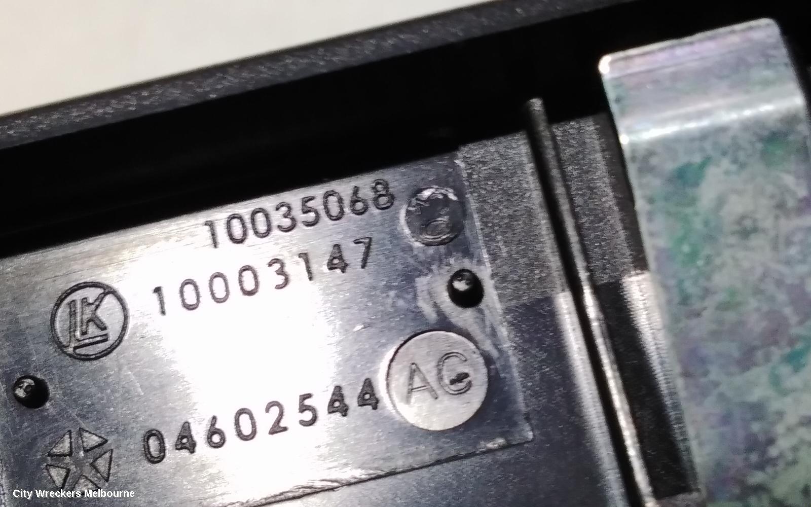 JEEP CHEROKEE PWR DR WIND SWITCH, LH FRONT, KK, 09/2009 - 10/2012