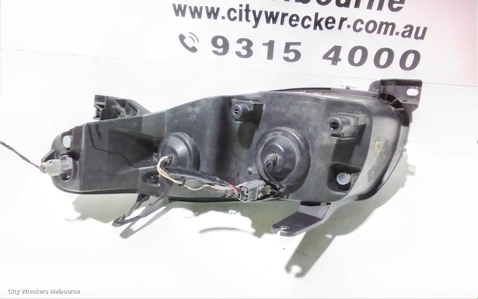 FORD TERRITORY RIGHT HEADLAMP, SZ MKI, TITANIUM, 04/2011 - 09/2014